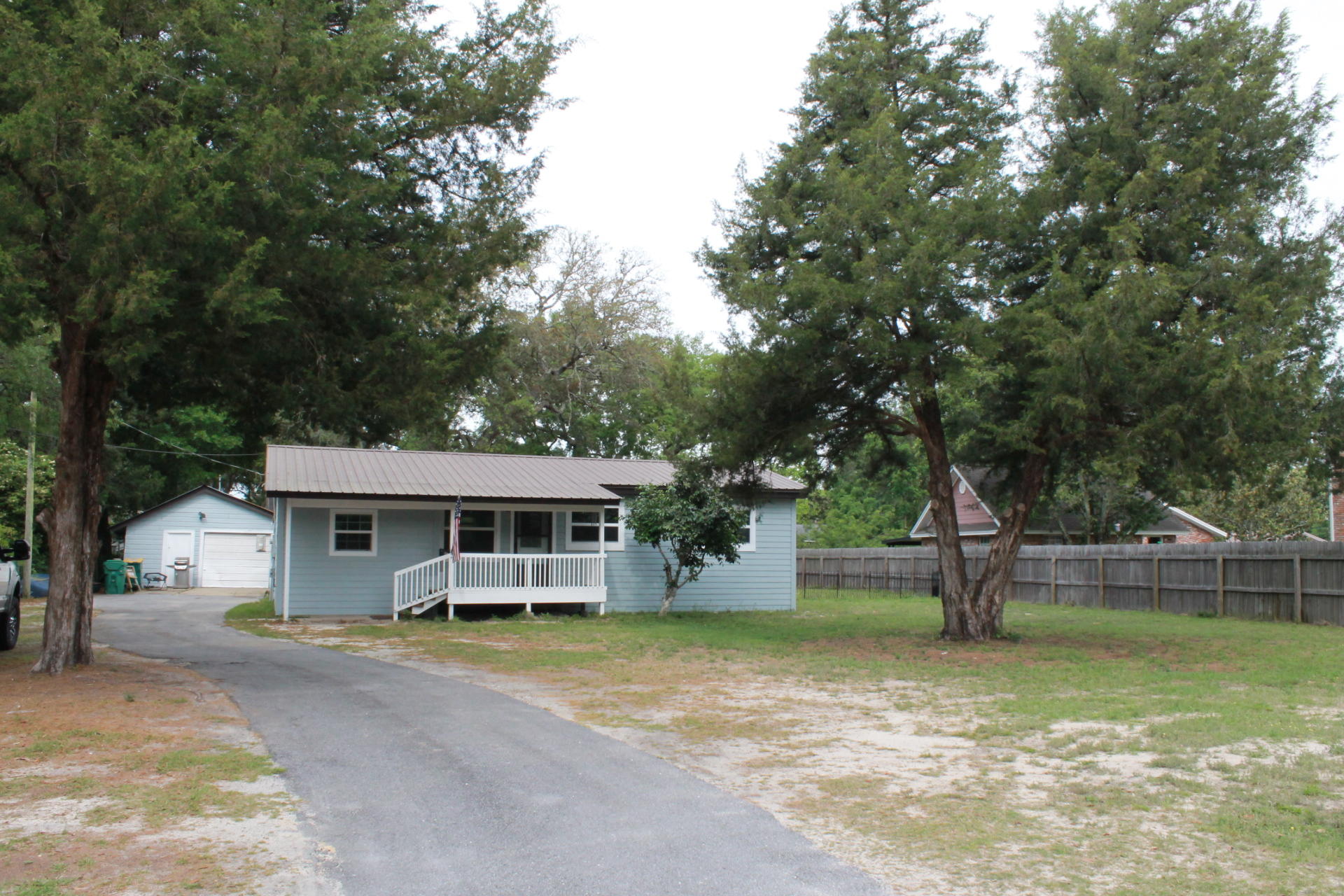 SEMINOLE 1ST ADD LOT 26 BLK F - Residential
