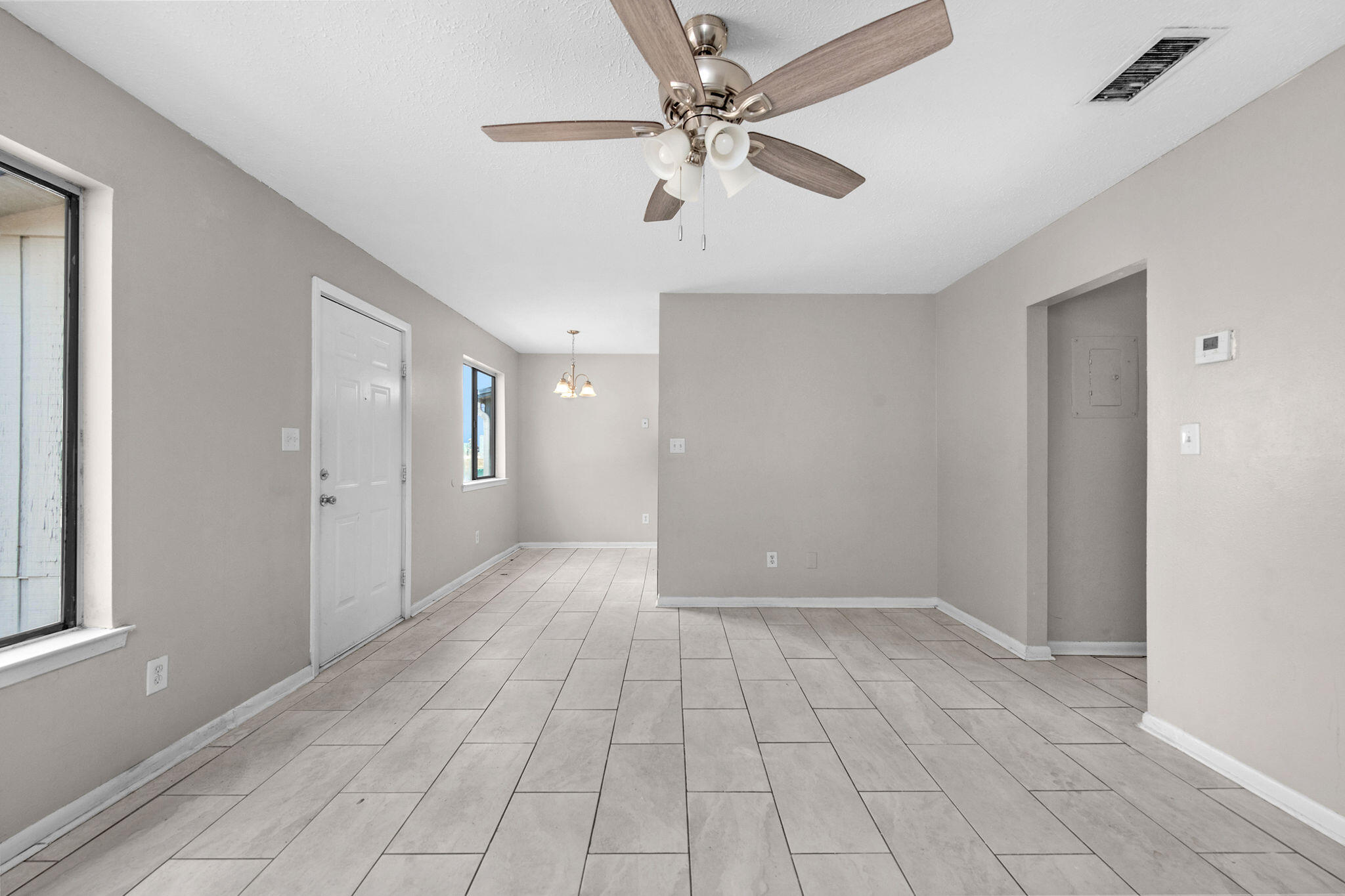 METES & BOUNDS - Residential Lease