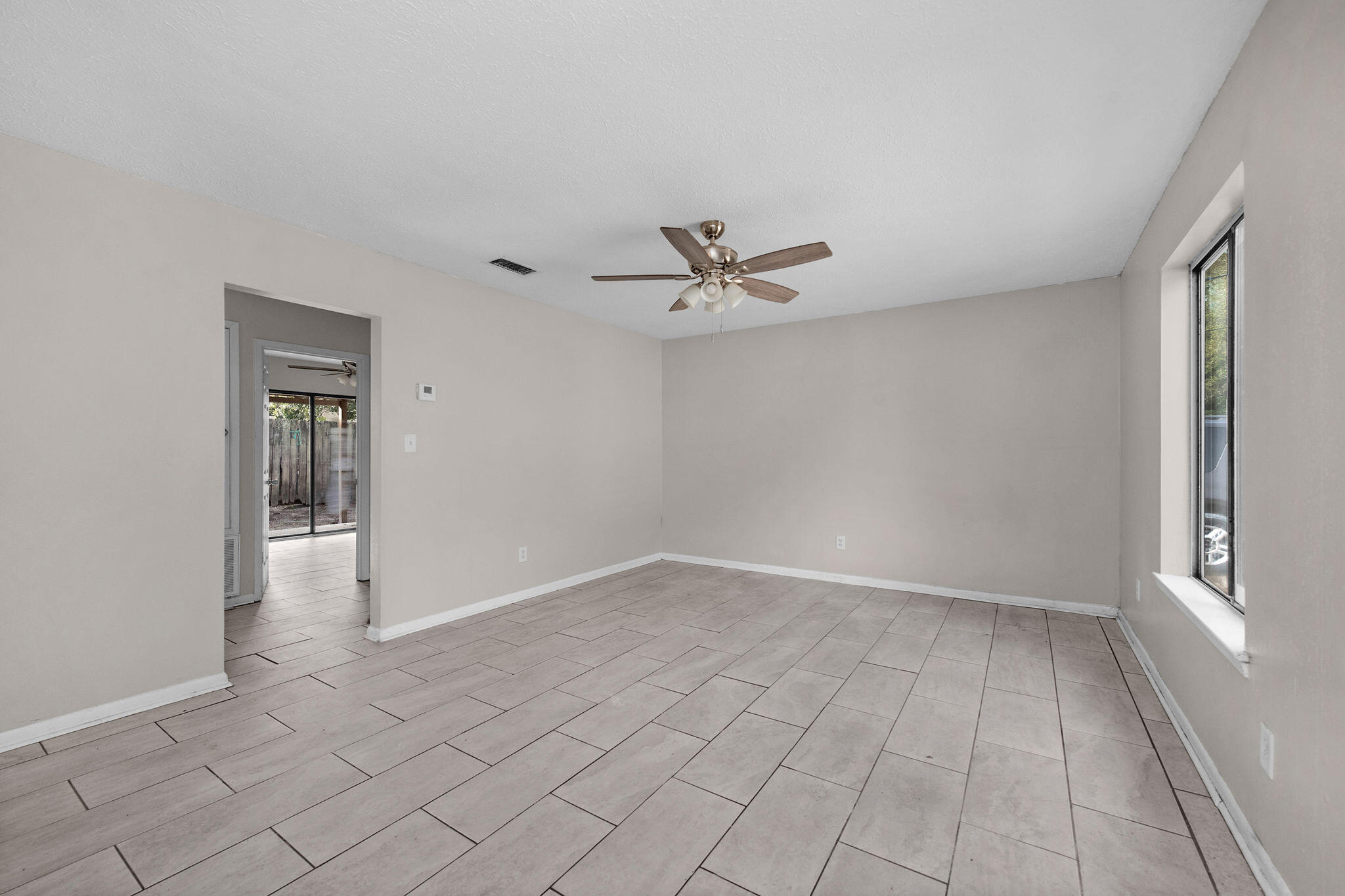 METES & BOUNDS - Residential Lease