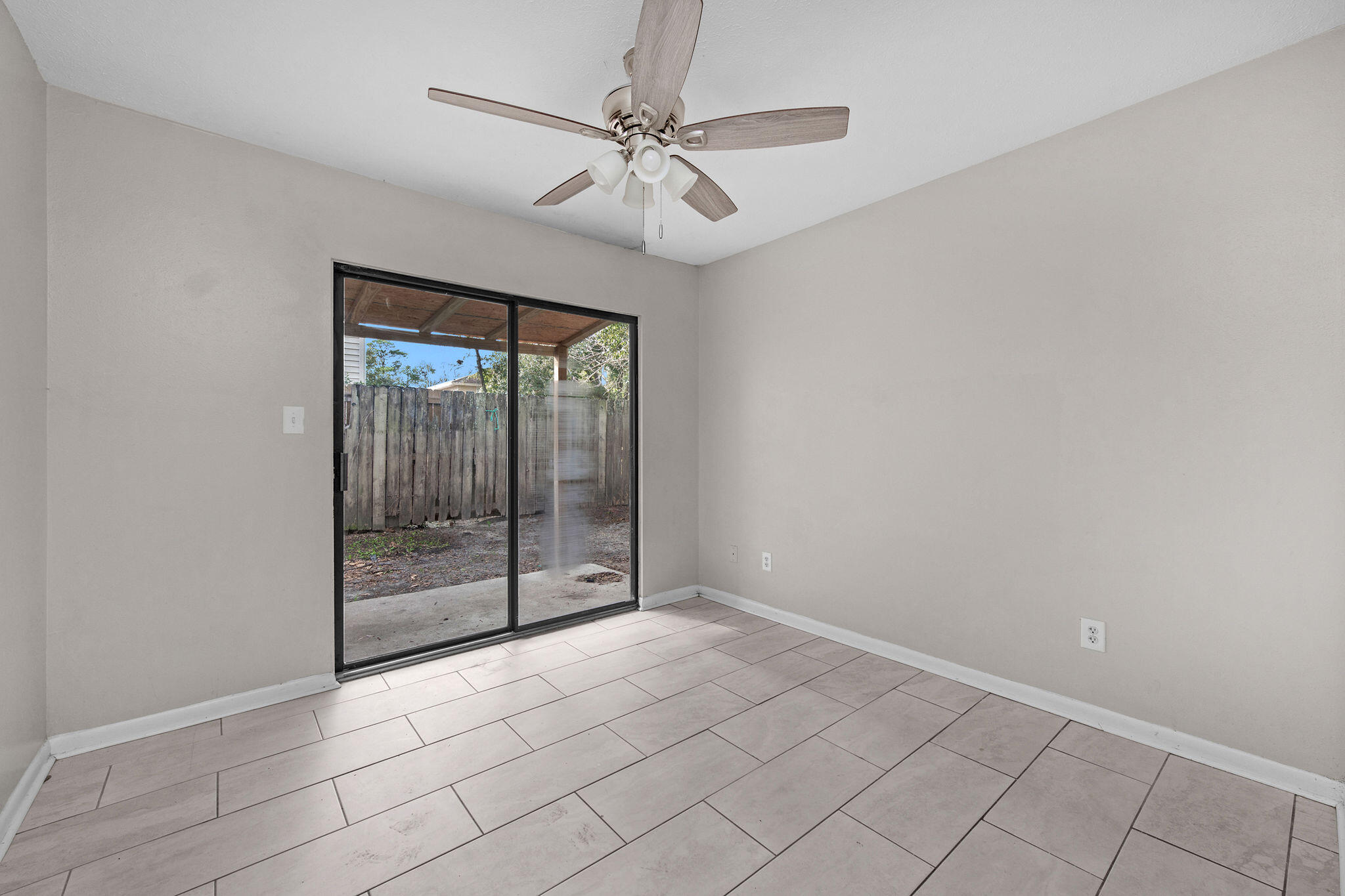 METES & BOUNDS - Residential Lease