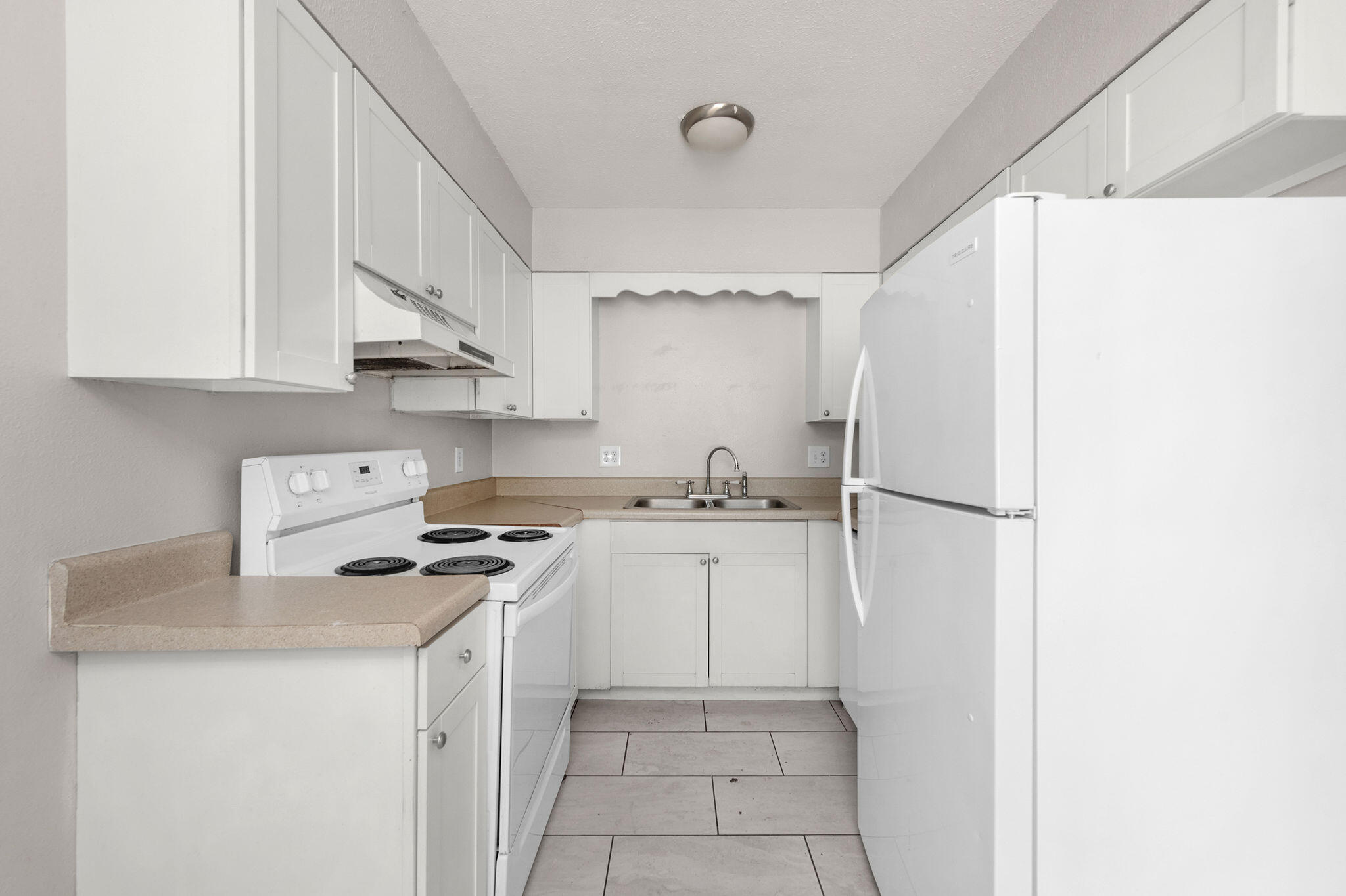 METES & BOUNDS - Residential Lease