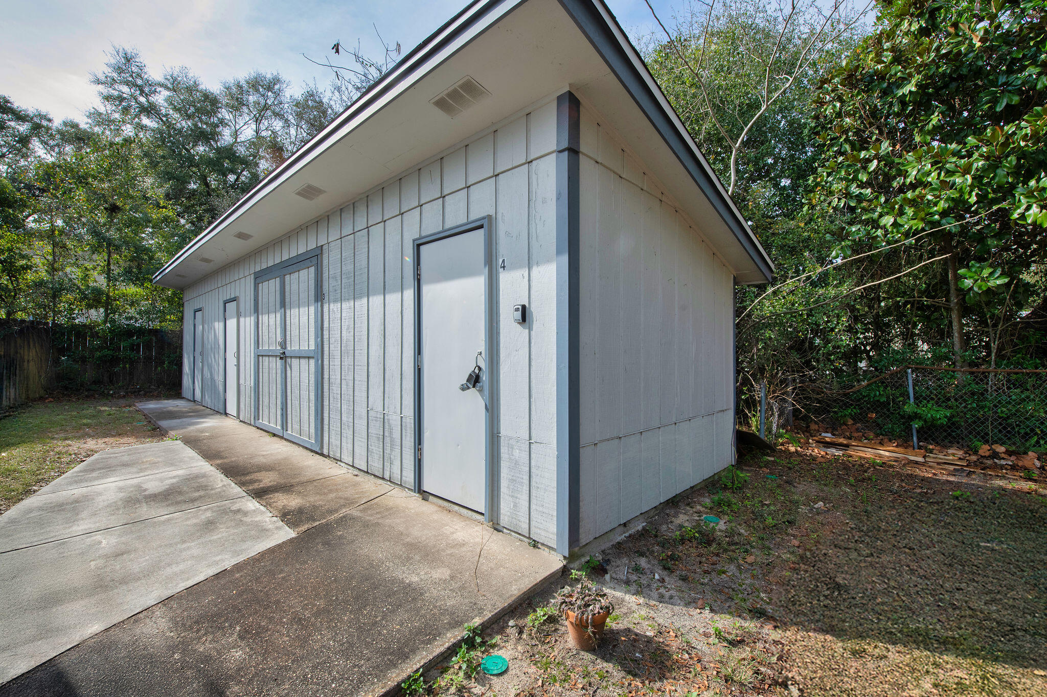 METES & BOUNDS - Residential Lease