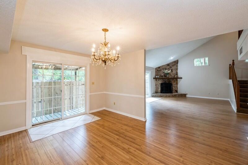 DONLABROOK GARDYNS - Residential