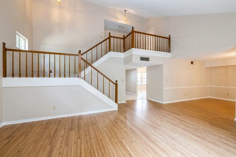 DONLABROOK GARDYNS - Residential