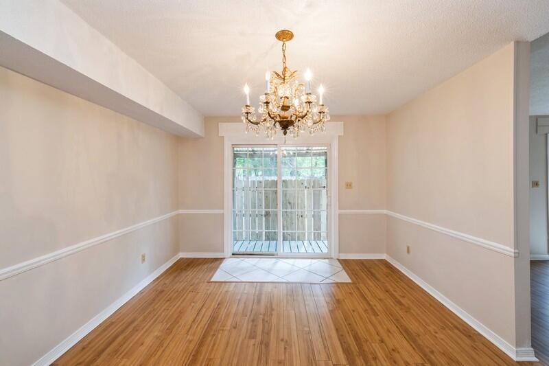 DONLABROOK GARDYNS - Residential