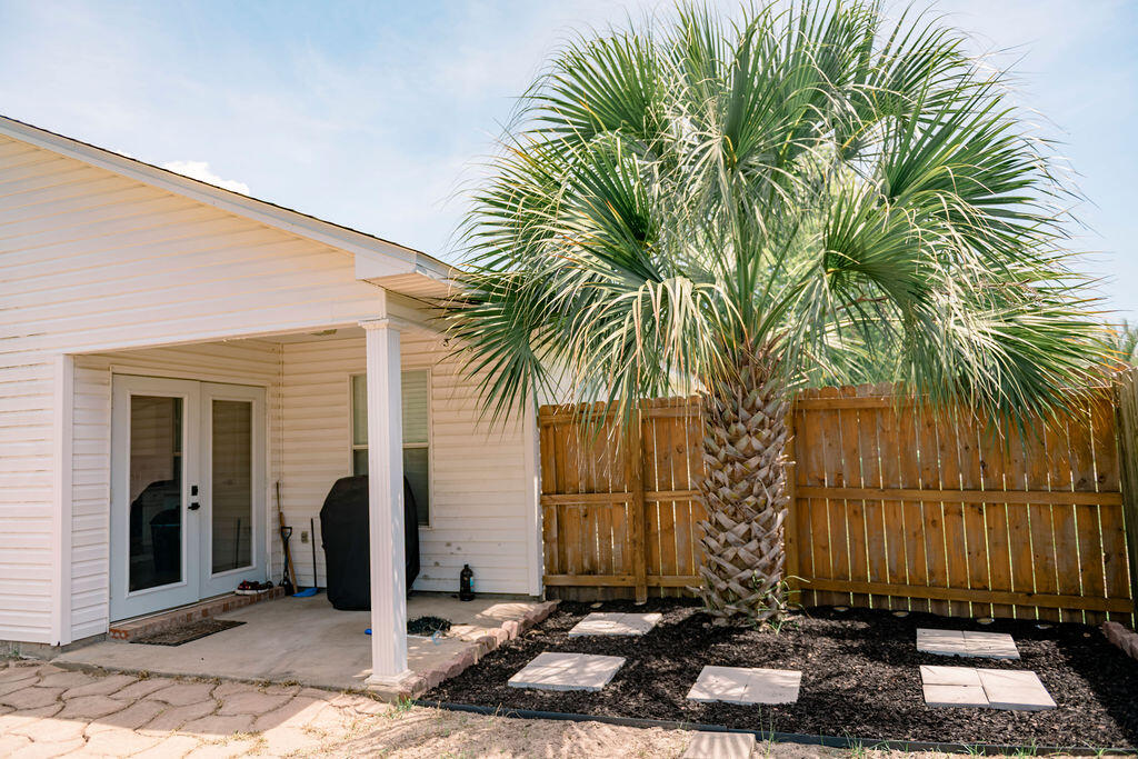 HIDDEN SHORES - Residential