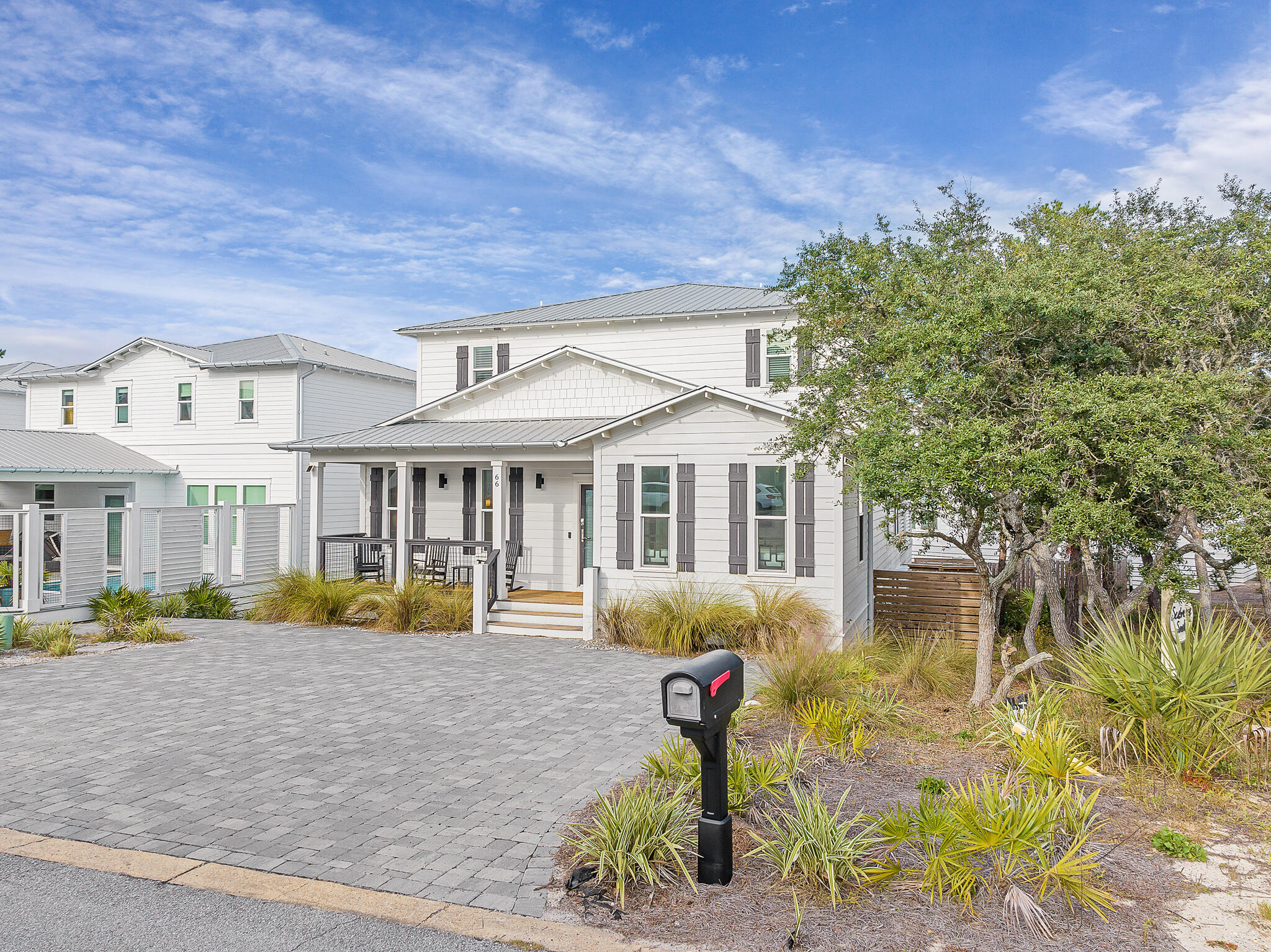 SEABREEZE - Residential
