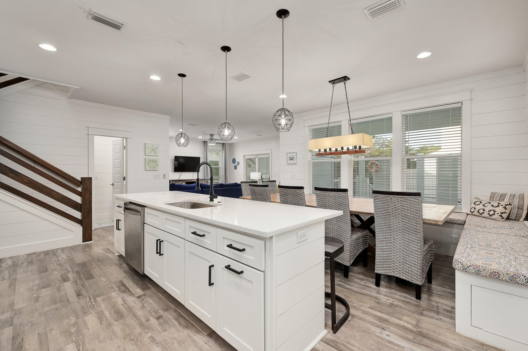 SEABREEZE - Residential