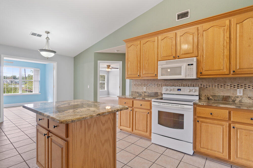 SENECA POINT - Residential