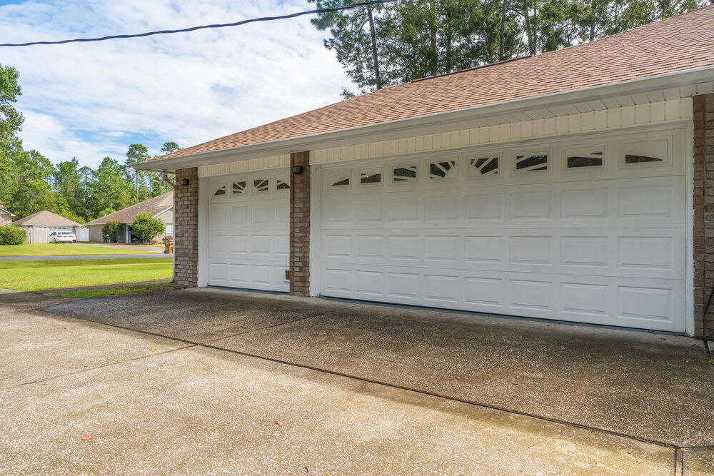 SENECA POINT - Residential