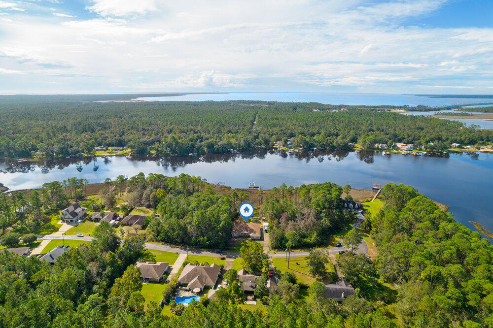 SENECA POINT - Residential