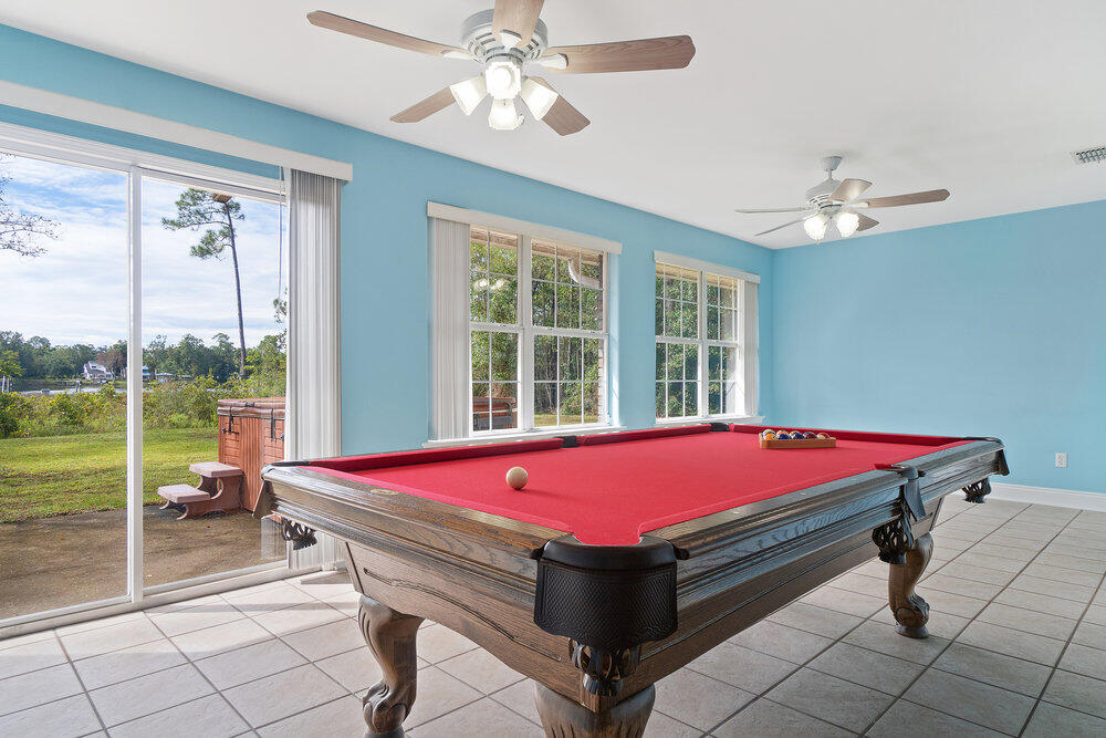 SENECA POINT - Residential