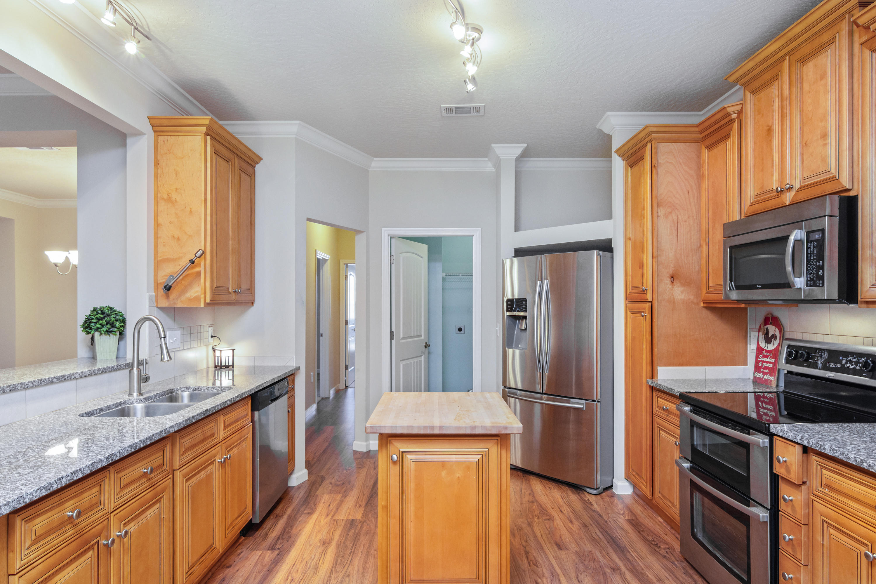 DUGGAN POND ESTATES - Residential