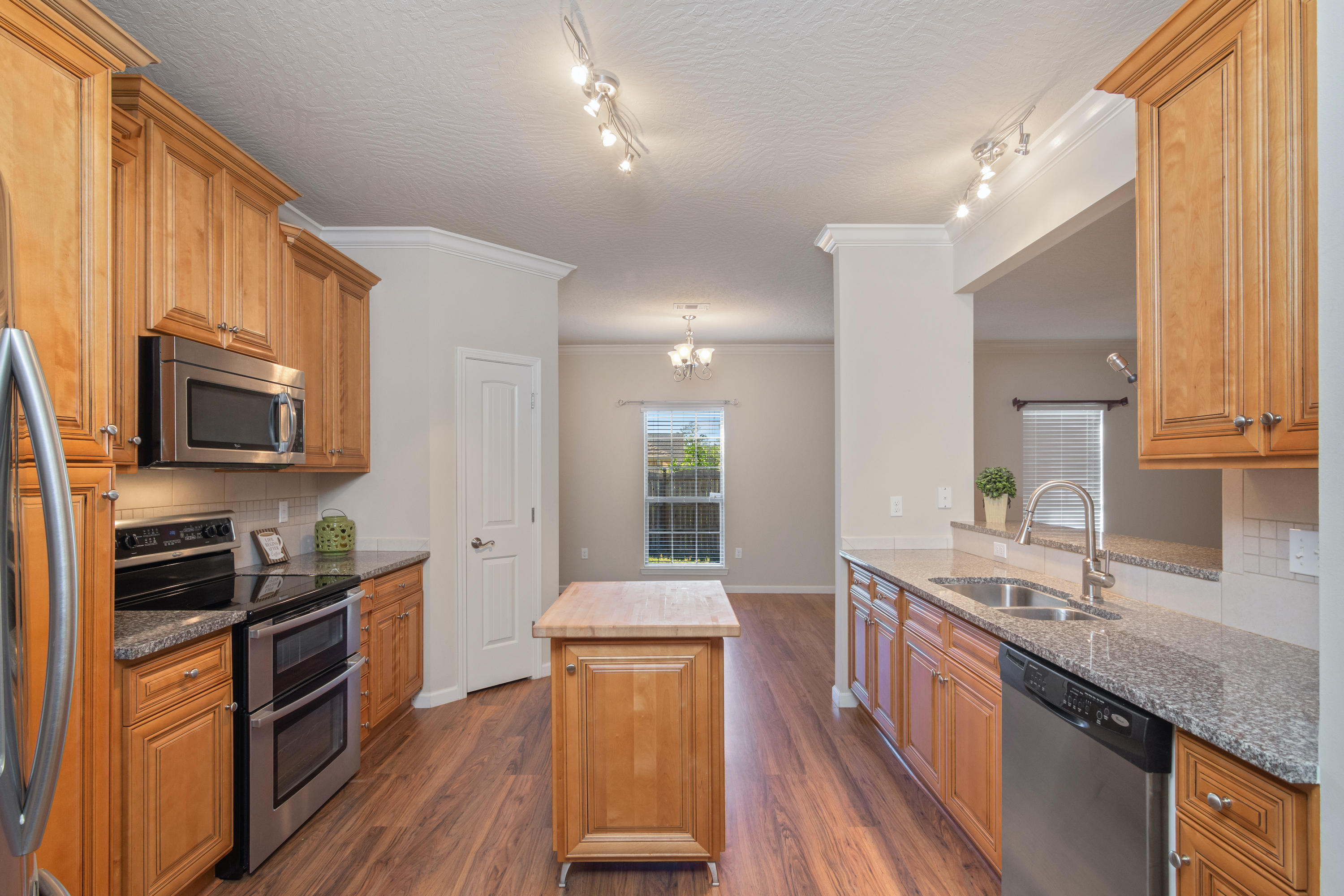 DUGGAN POND ESTATES - Residential