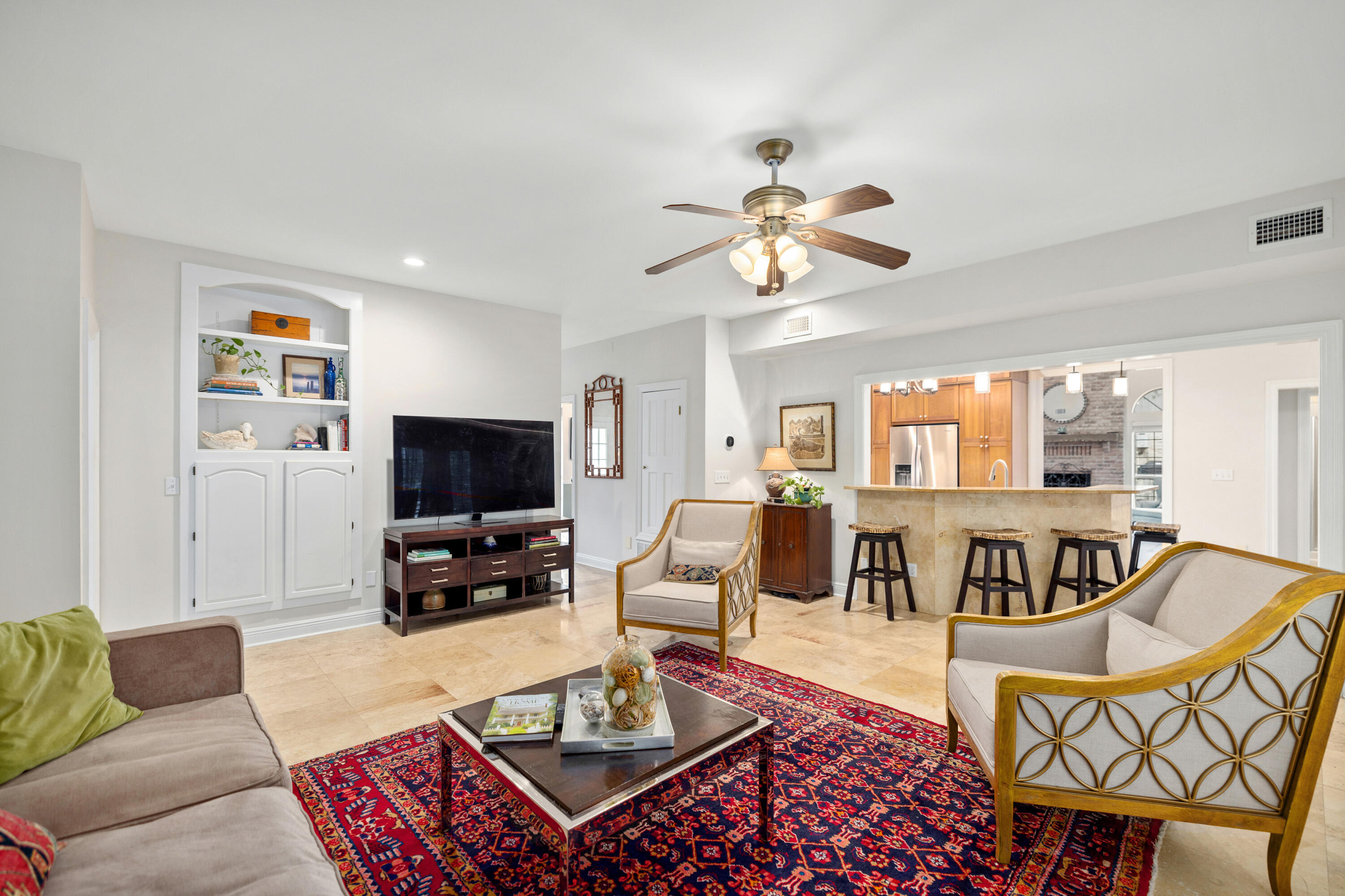 WINDWARD PH 4 - Residential