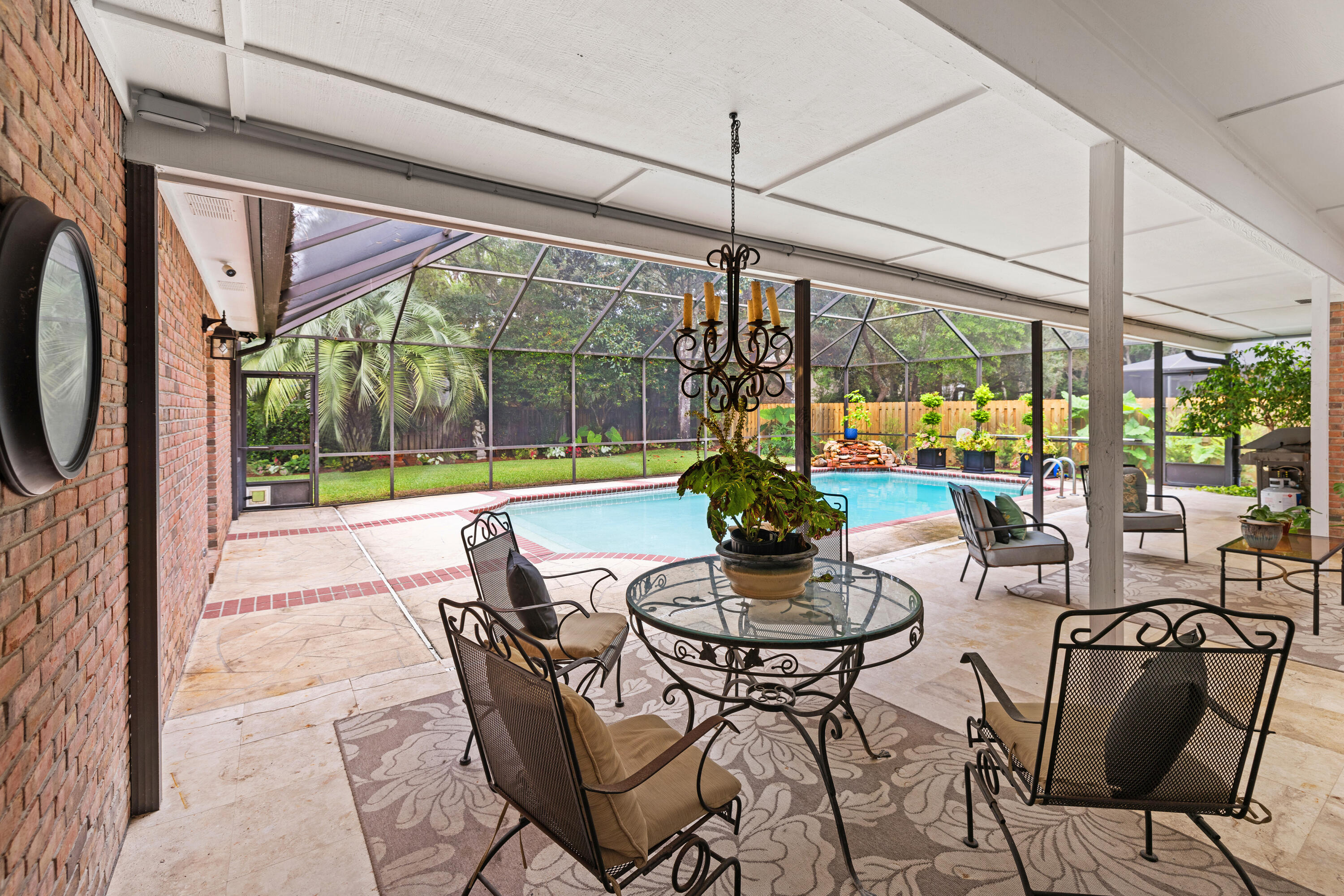 WINDWARD PH 4 - Residential