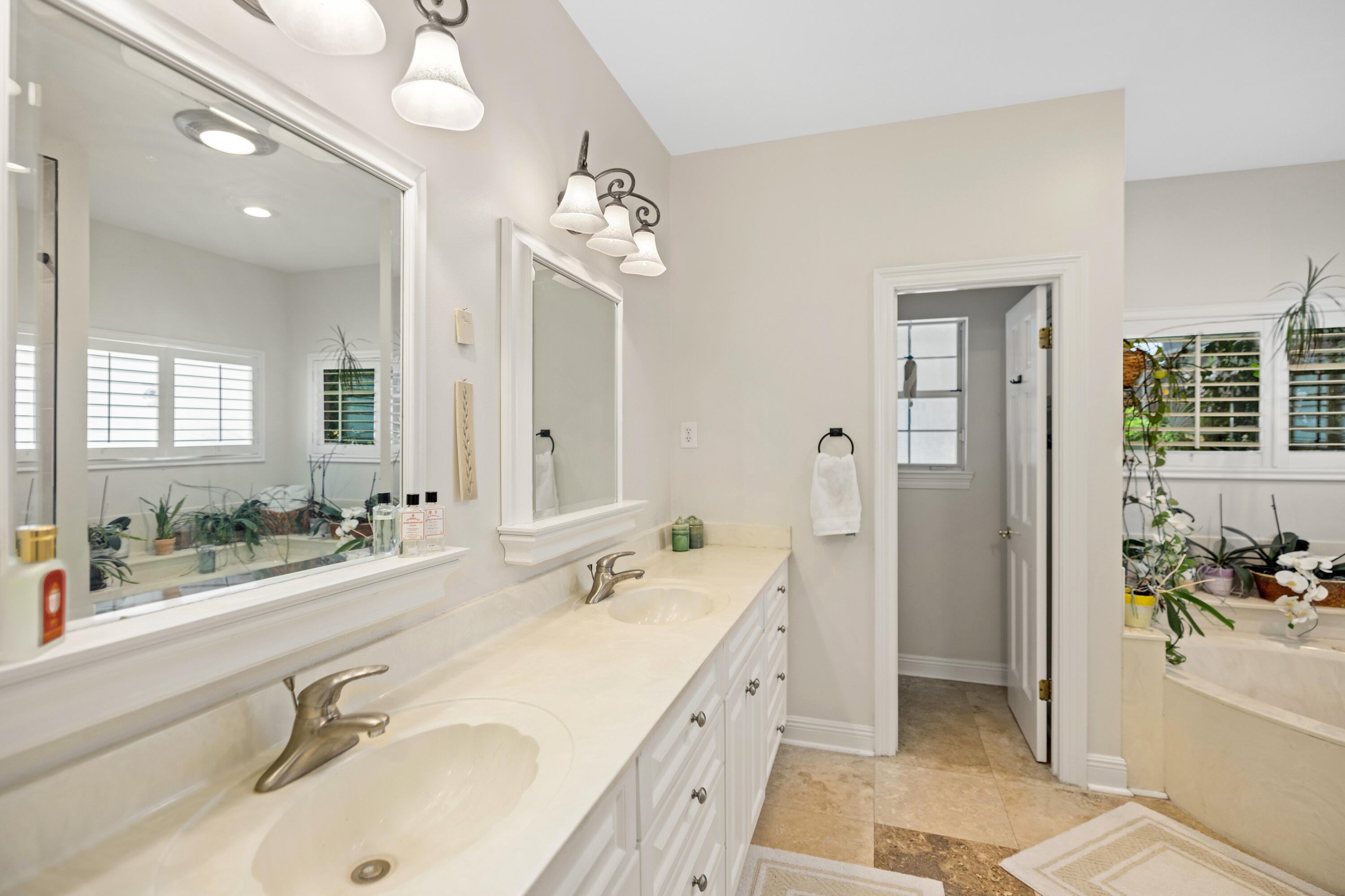 WINDWARD PH 4 - Residential