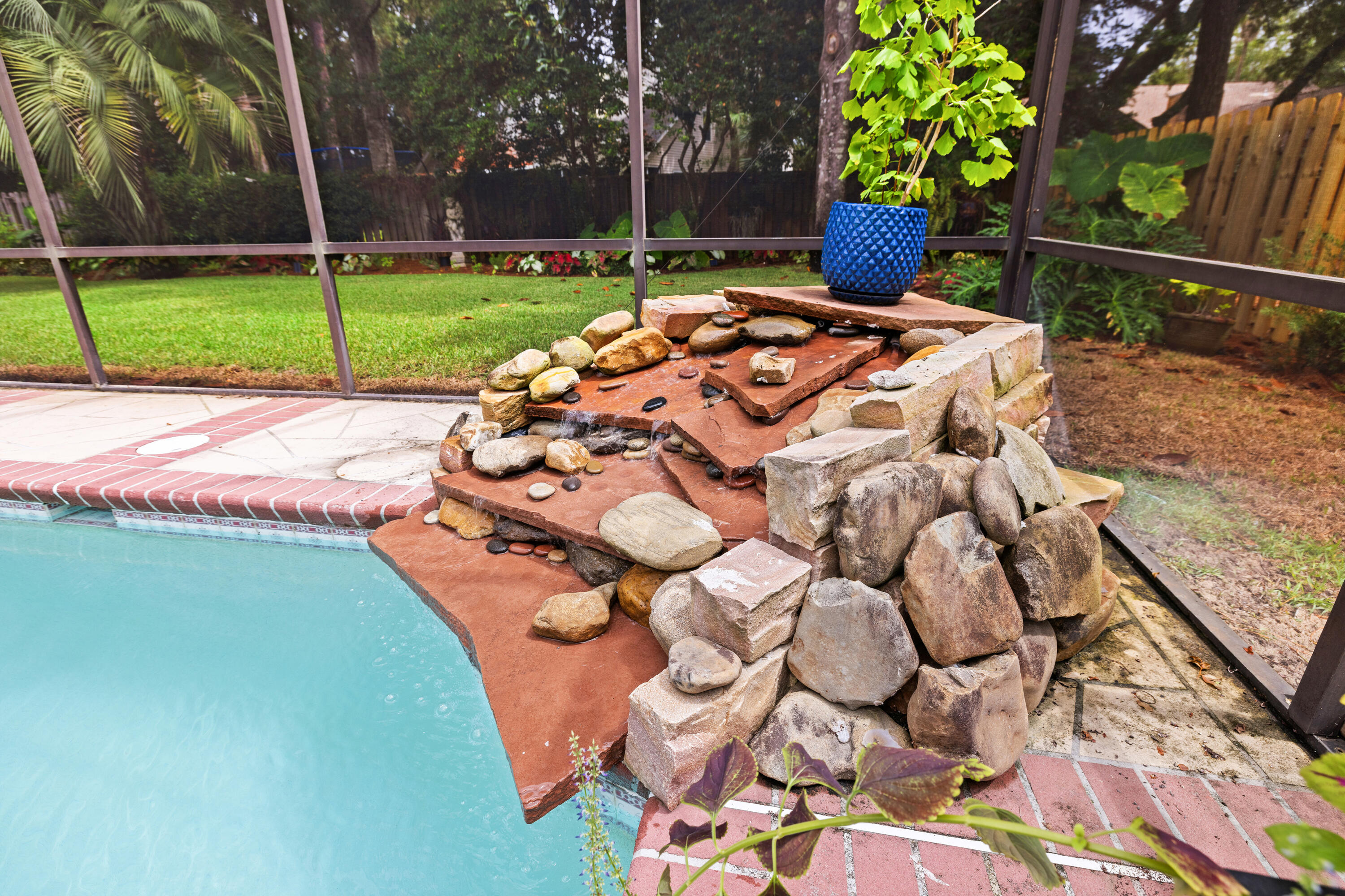 WINDWARD PH 4 - Residential