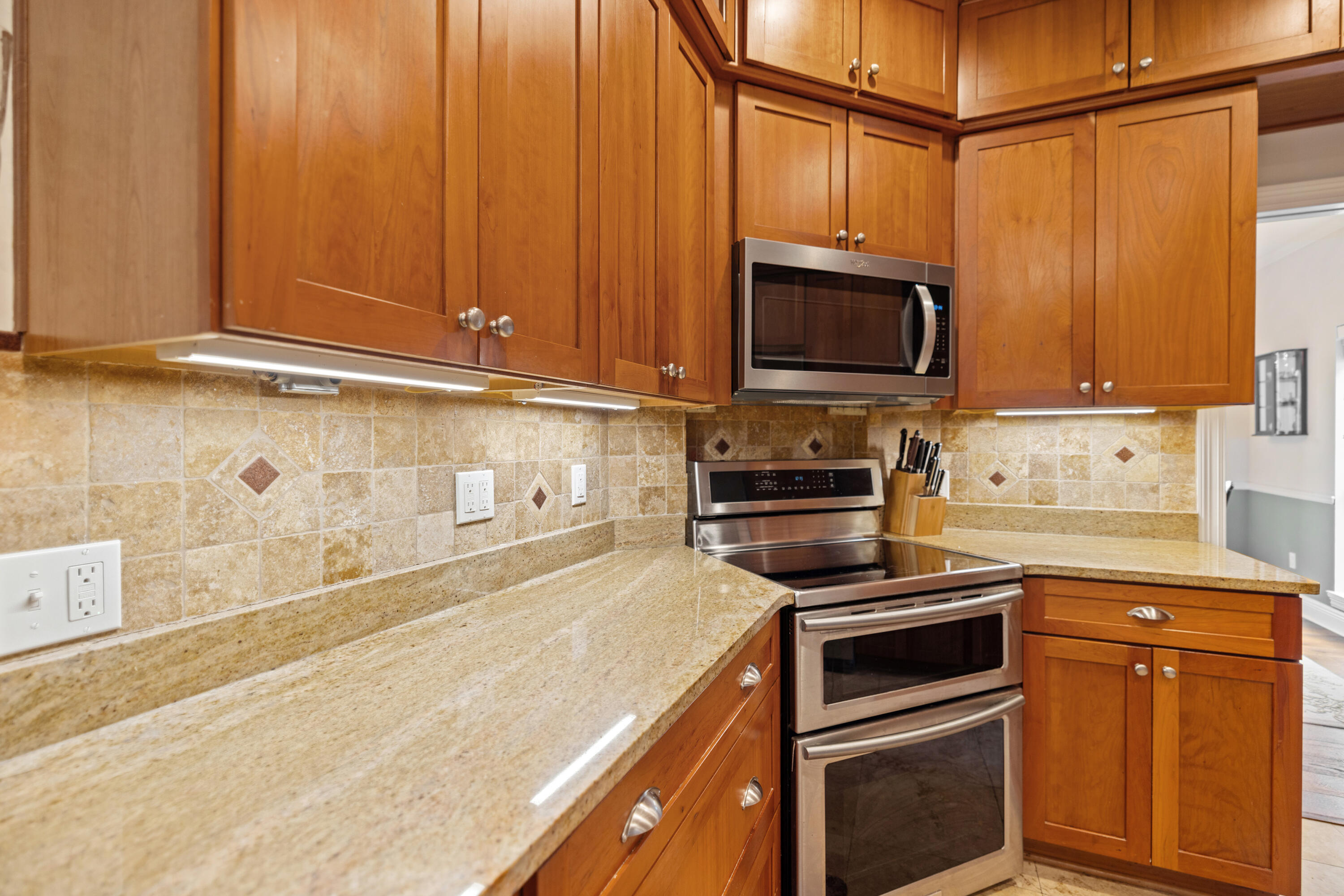 WINDWARD PH 4 - Residential