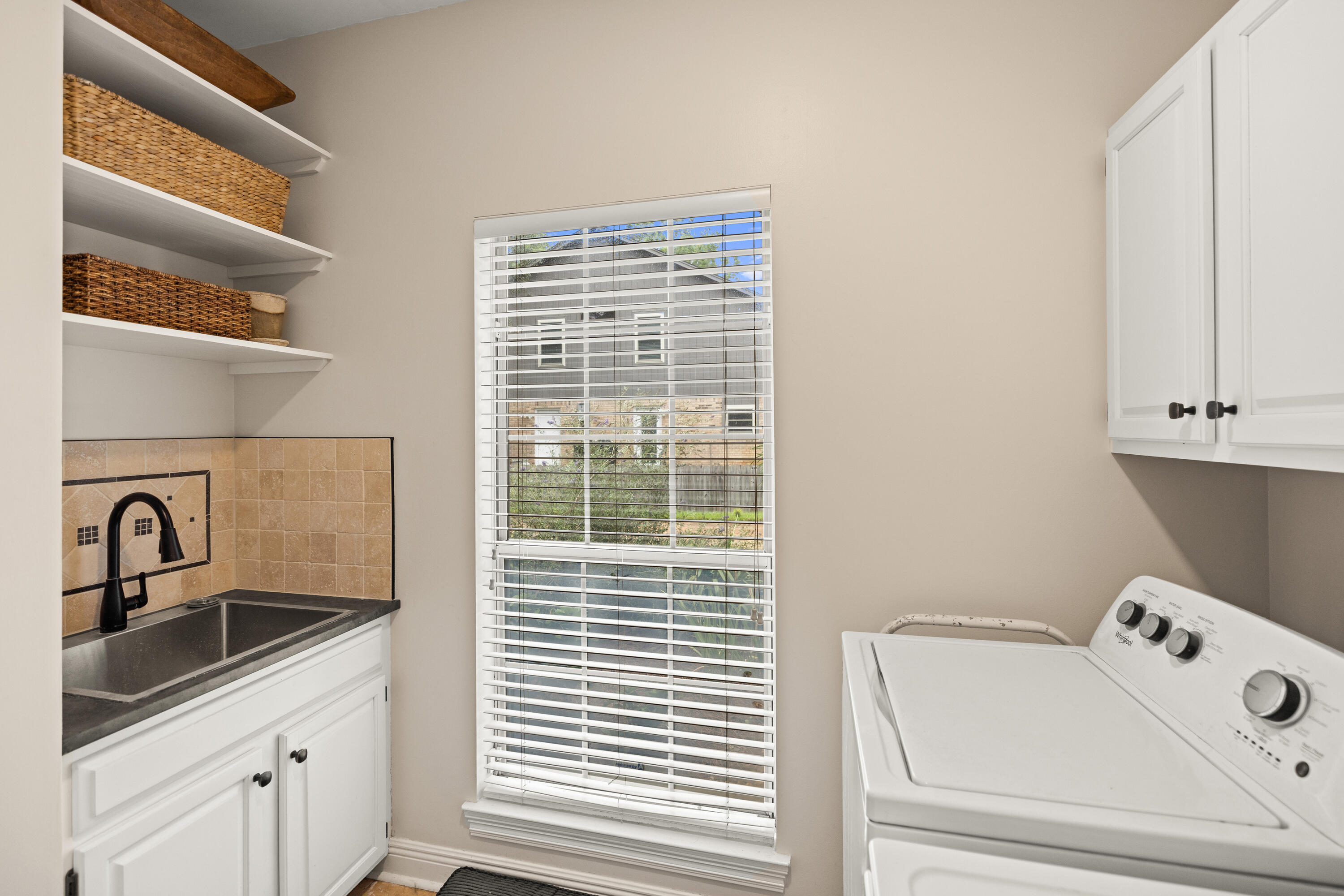 WINDWARD PH 4 - Residential