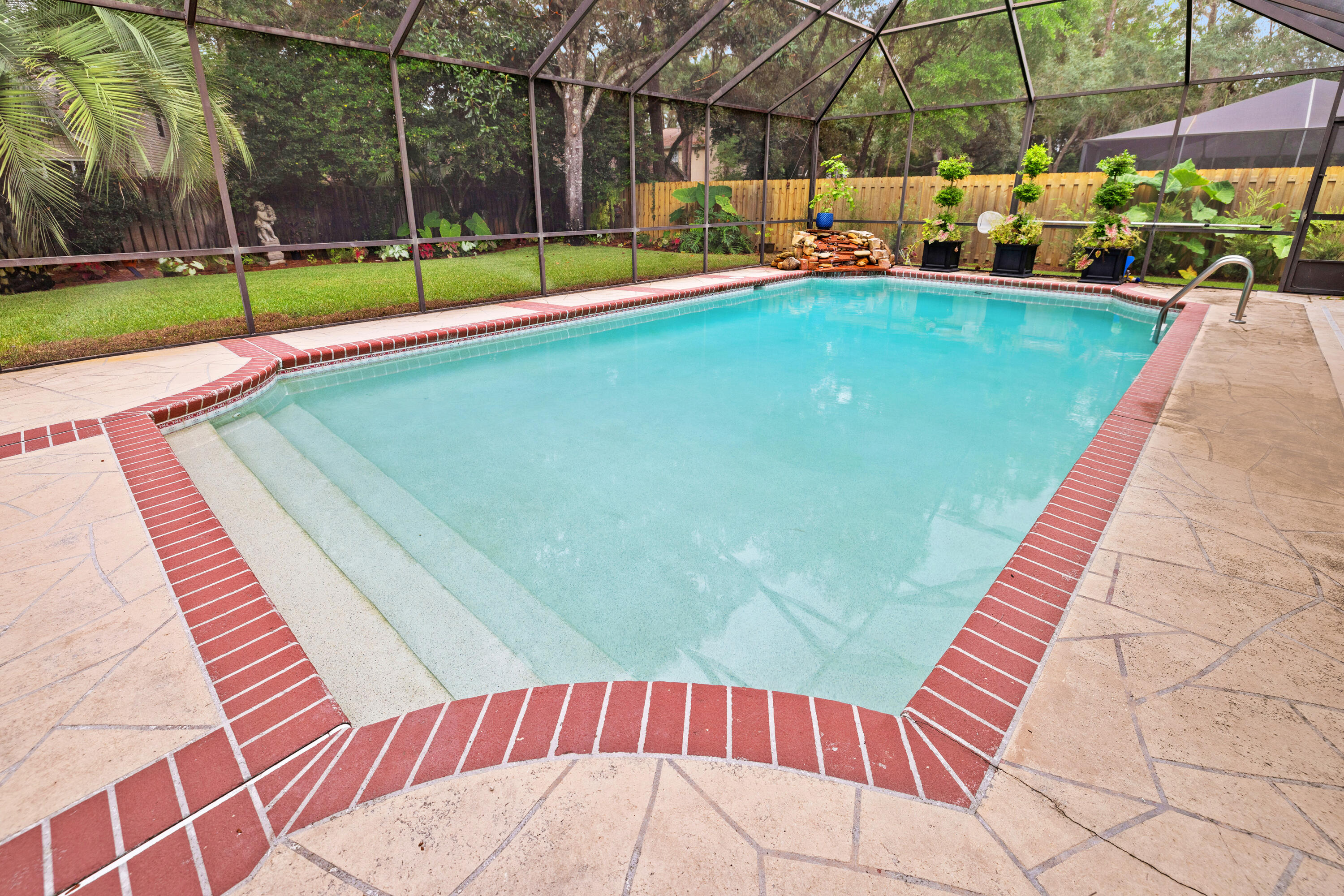 WINDWARD PH 4 - Residential