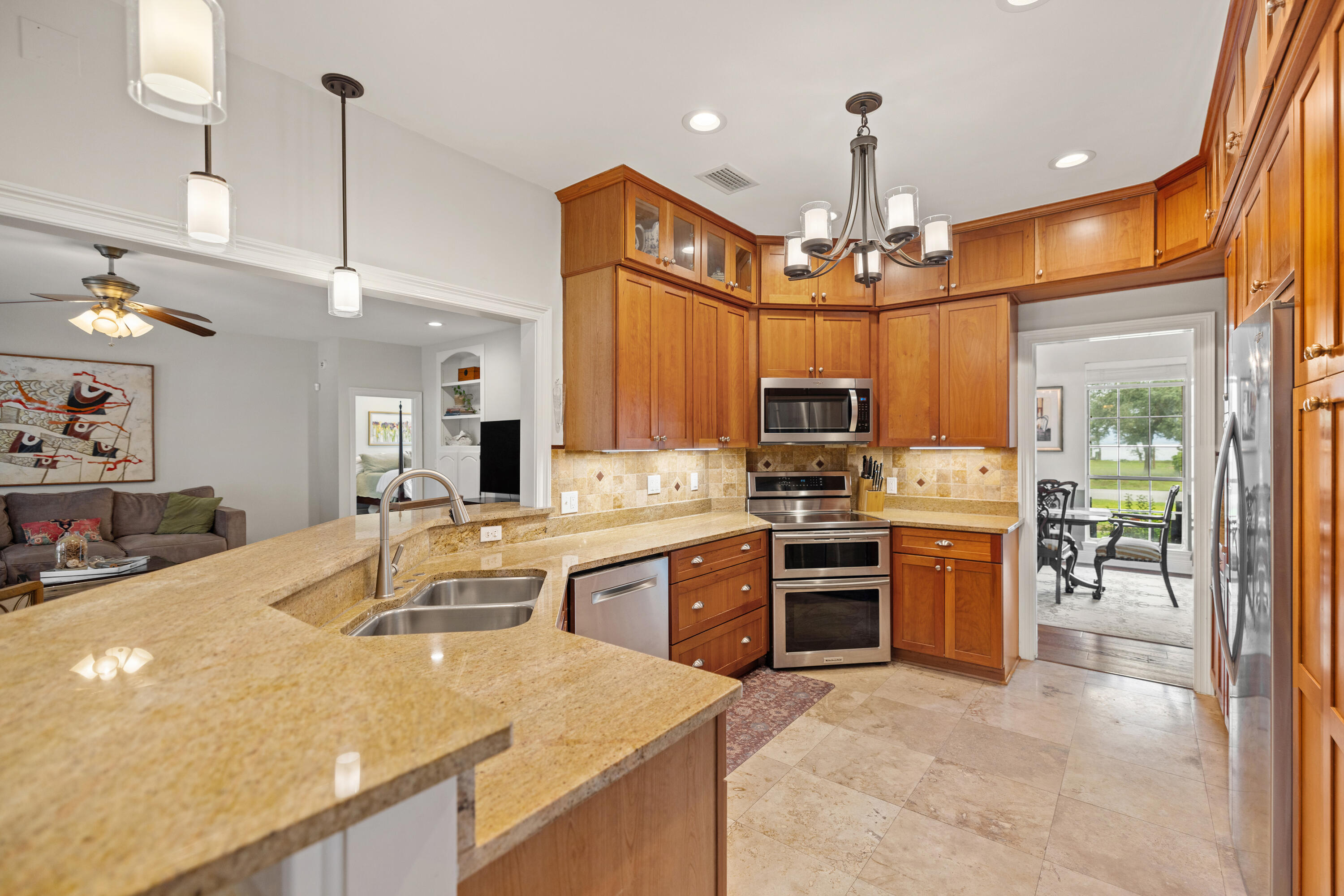 WINDWARD PH 4 - Residential