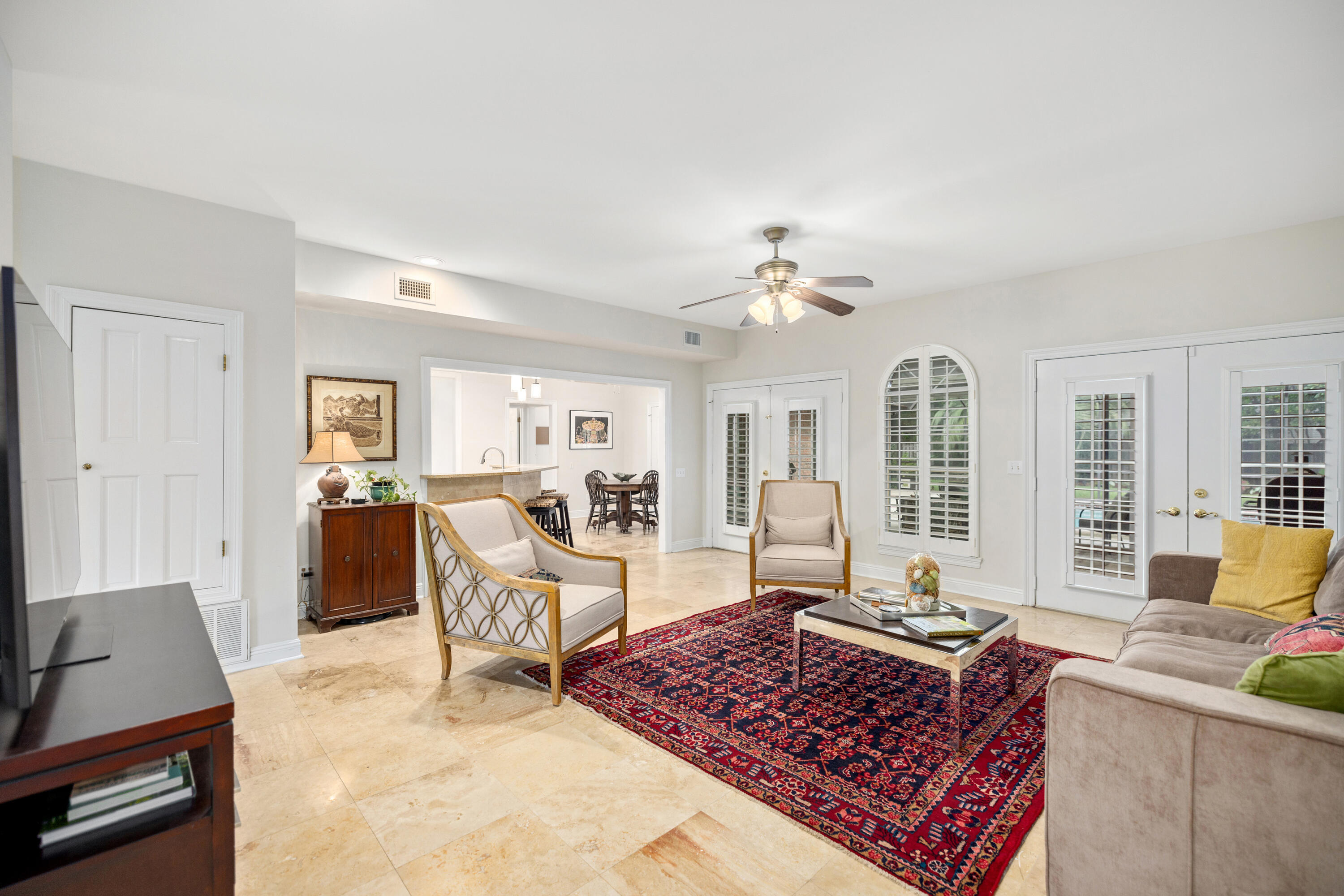 WINDWARD PH 4 - Residential