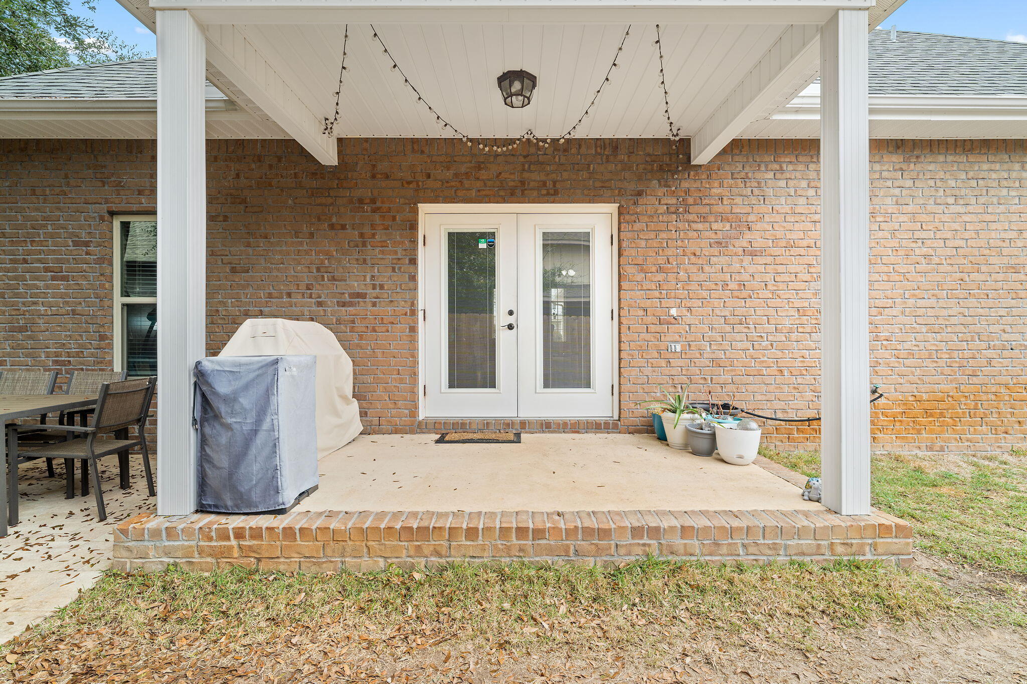 MAGNOLIA VILLAGE - Residential