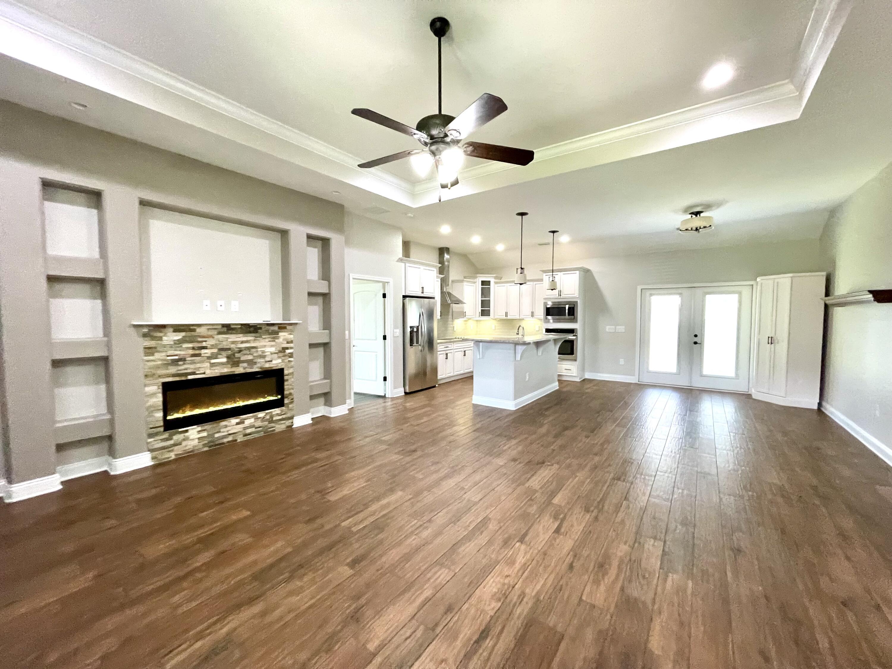 MAGNOLIA VILLAGE - Residential
