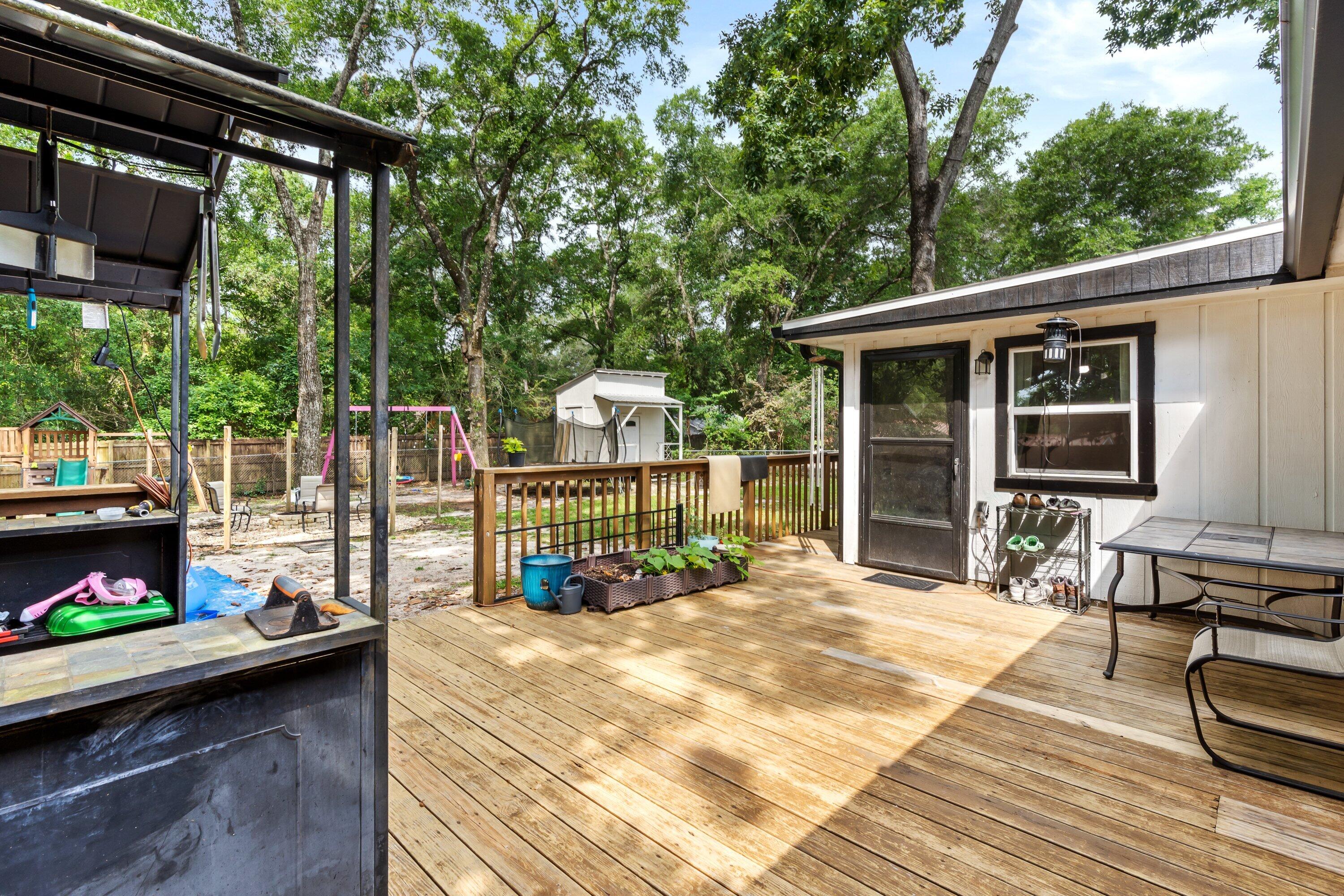 EDGEWATER VILLAGE - Residential Lease