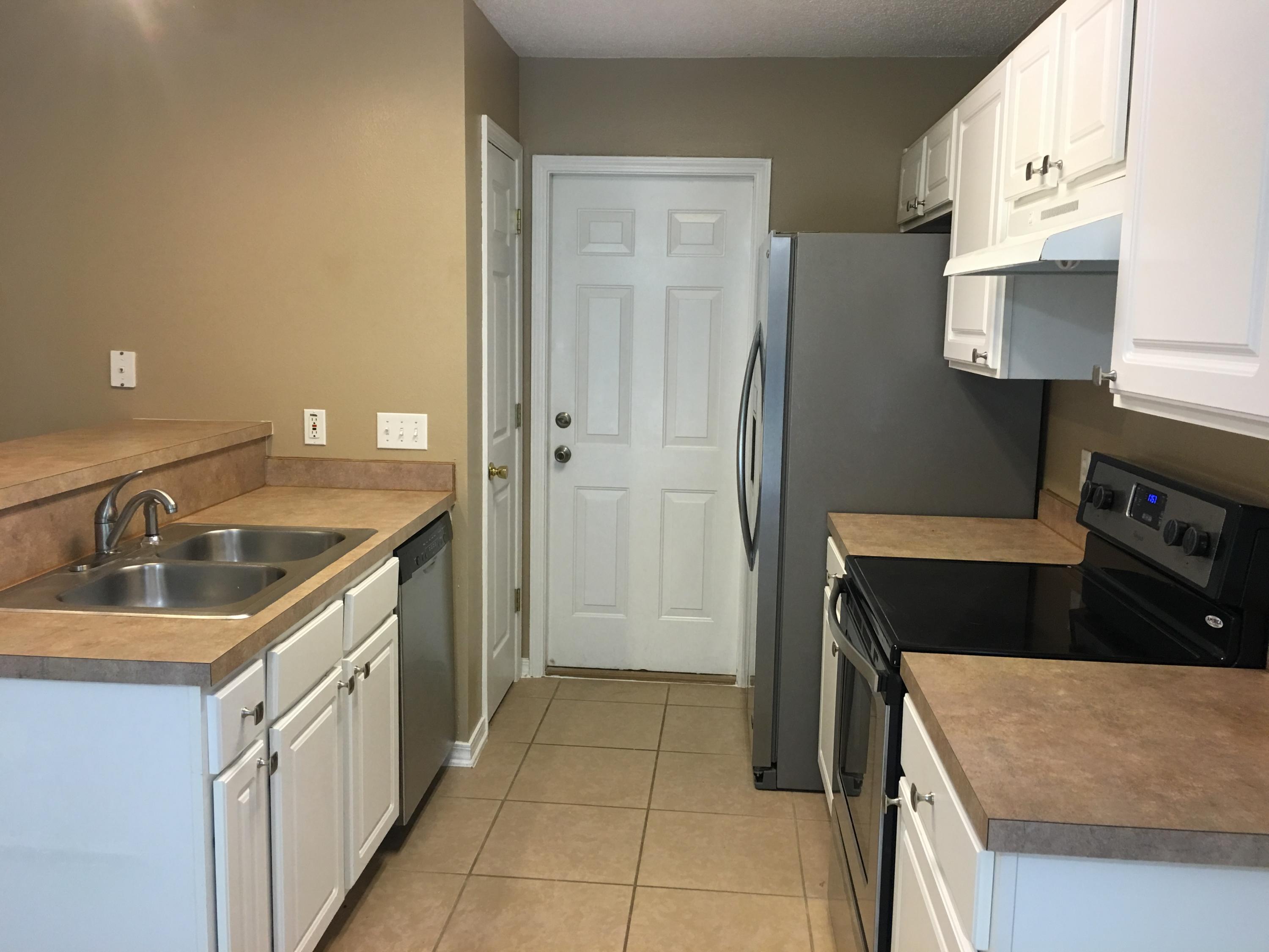 SOUTHWAY ESTATES - Residential Lease