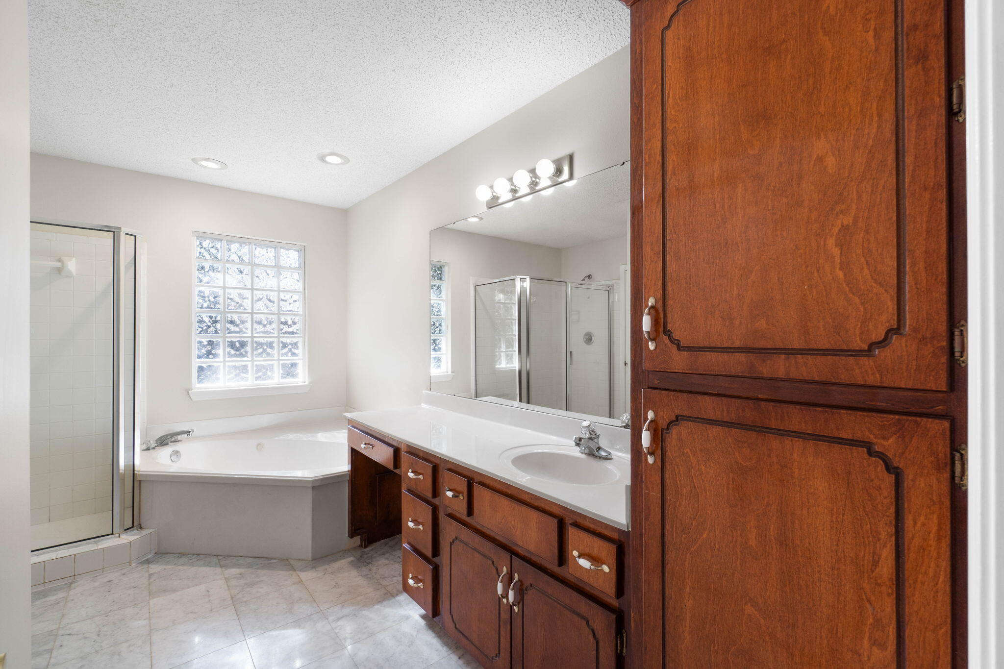 PLANTATION OAKS S/D - Residential