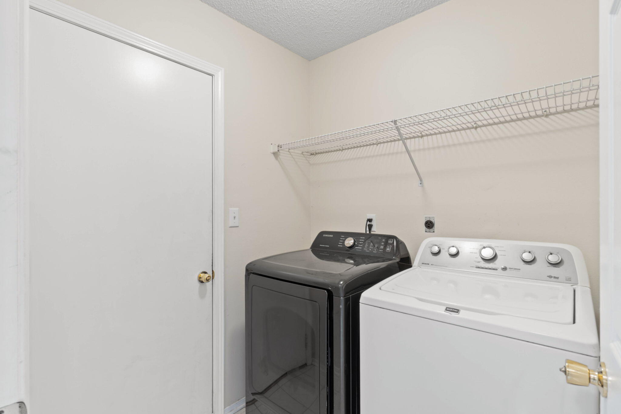 PLANTATION OAKS S/D - Residential