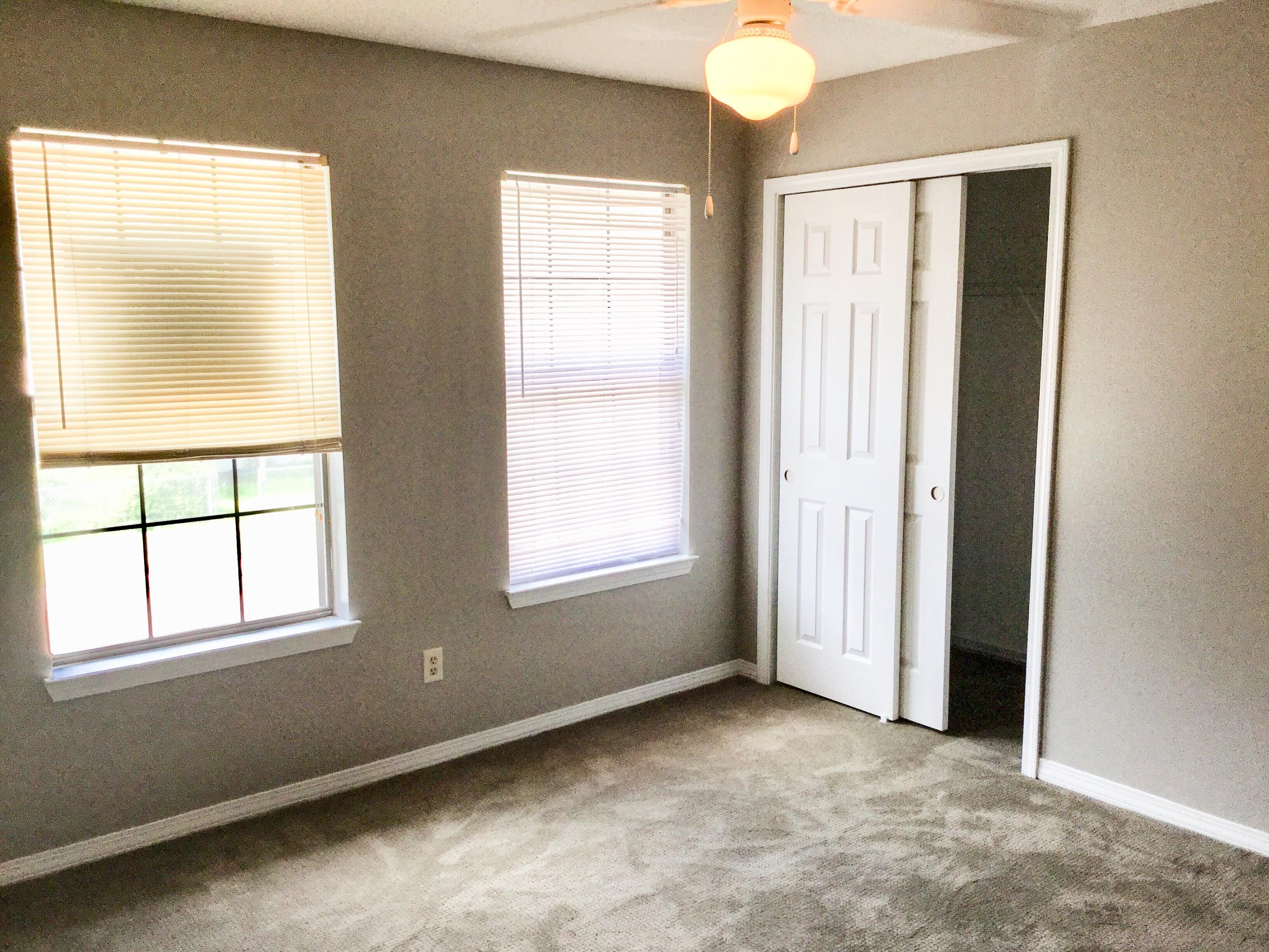 BROWNSVILLE STATION - Residential