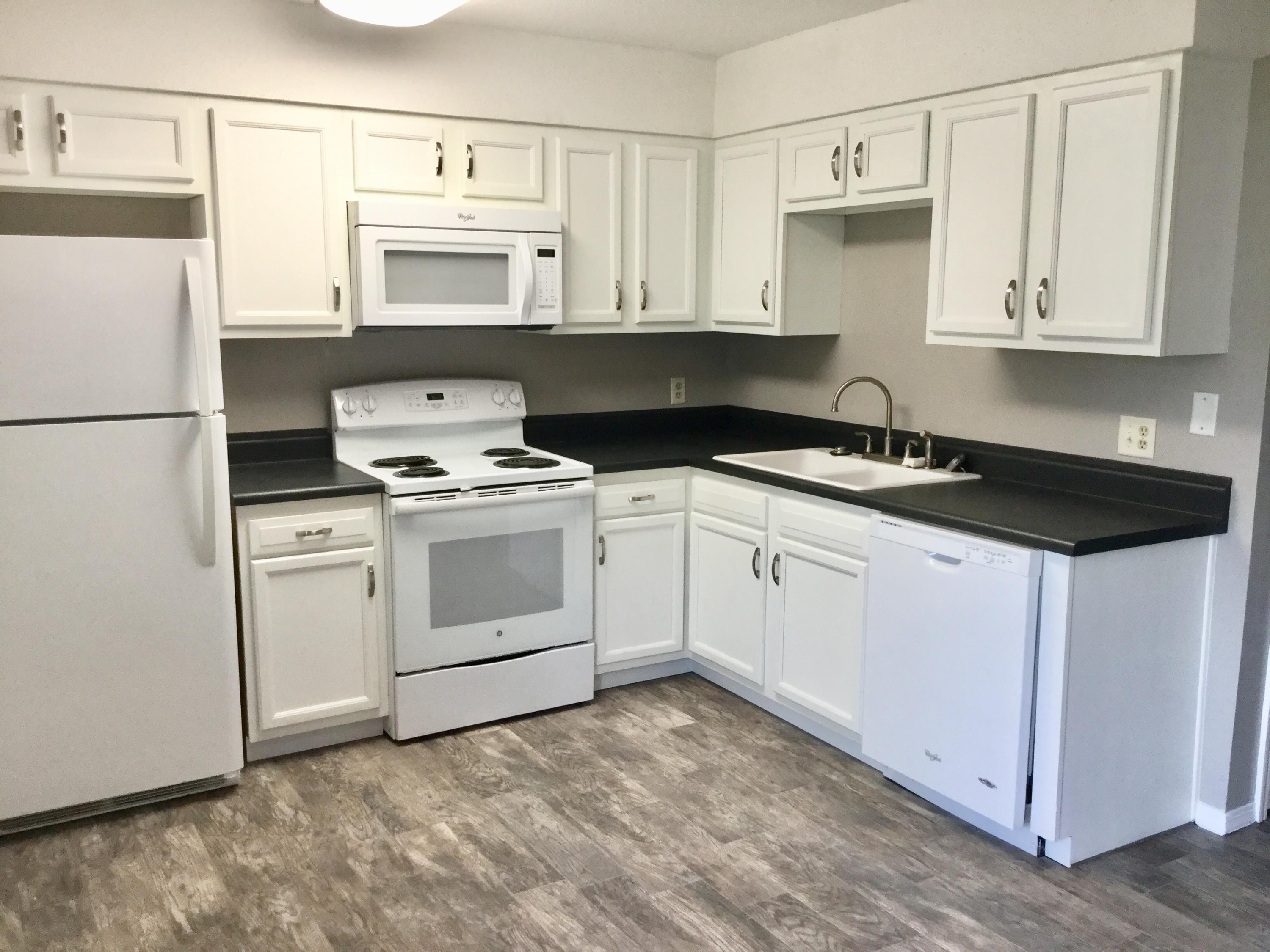 BROWNSVILLE STATION - Residential