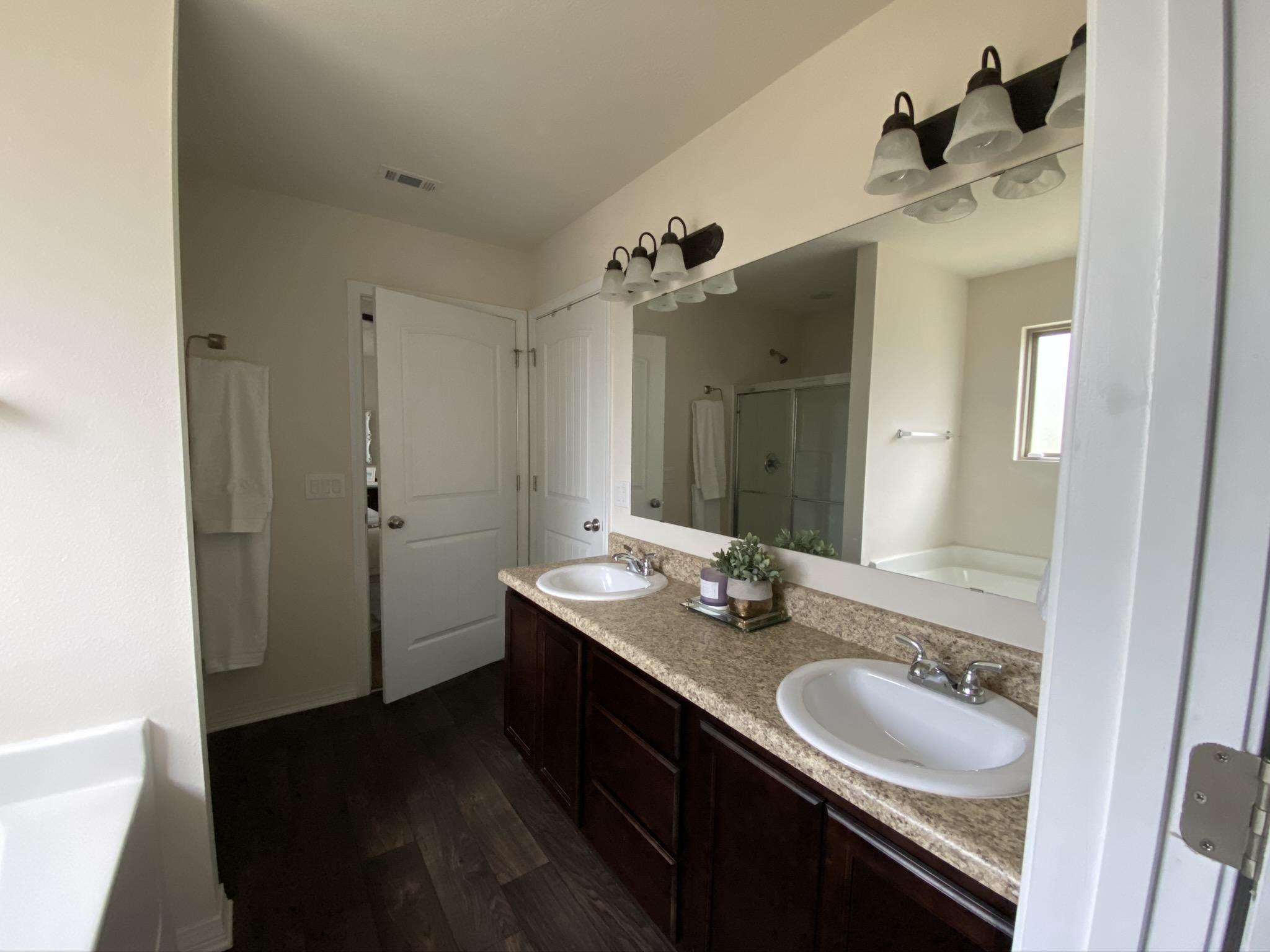 NAVARRE 2ND ADD - Residential