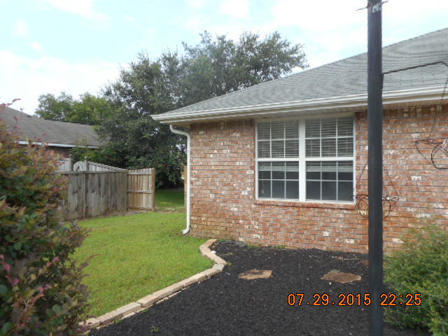 HOLLEY BY THE SEA - Residential Lease