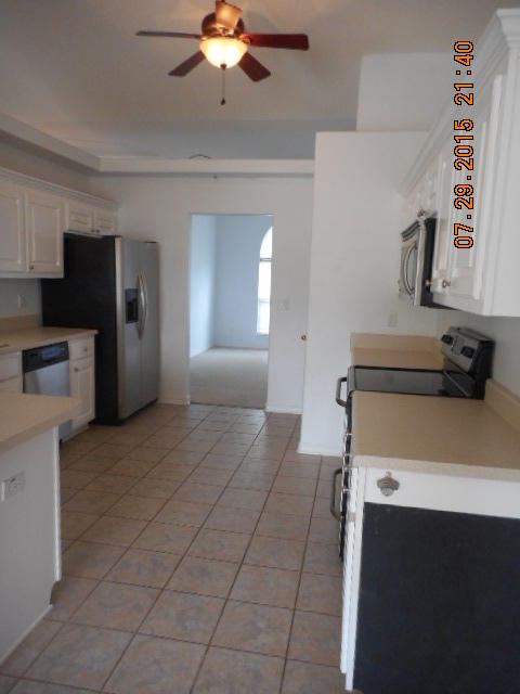 HOLLEY BY THE SEA - Residential Lease