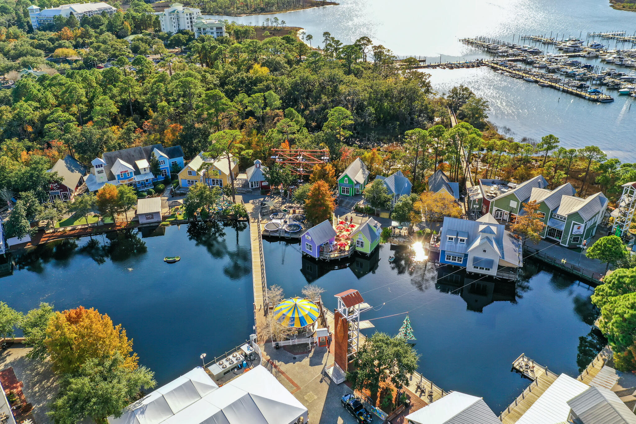 PLAYERS CLUB ON THE BAY THE - Residential