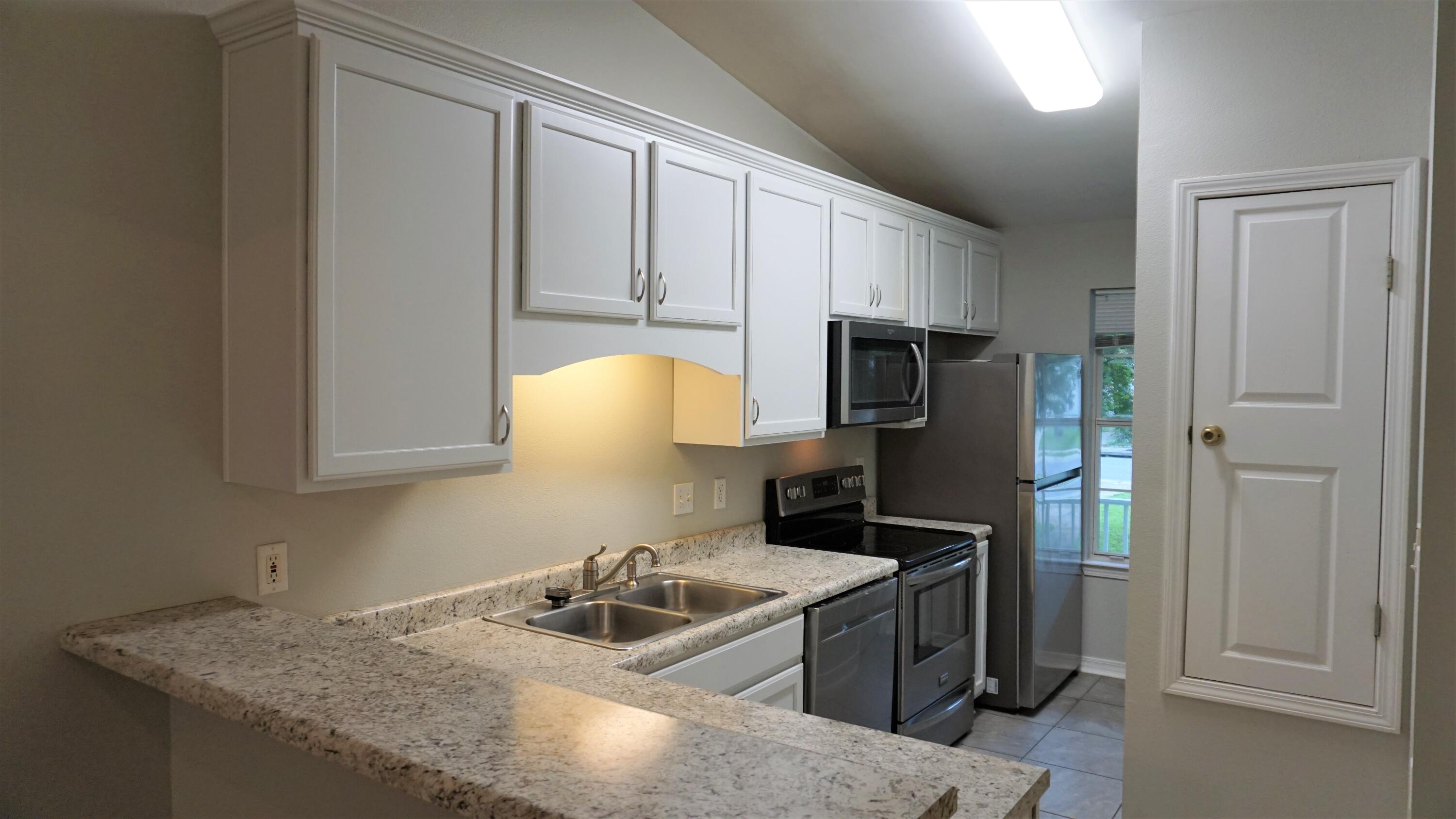 PINE FOREST ROYALE - Residential