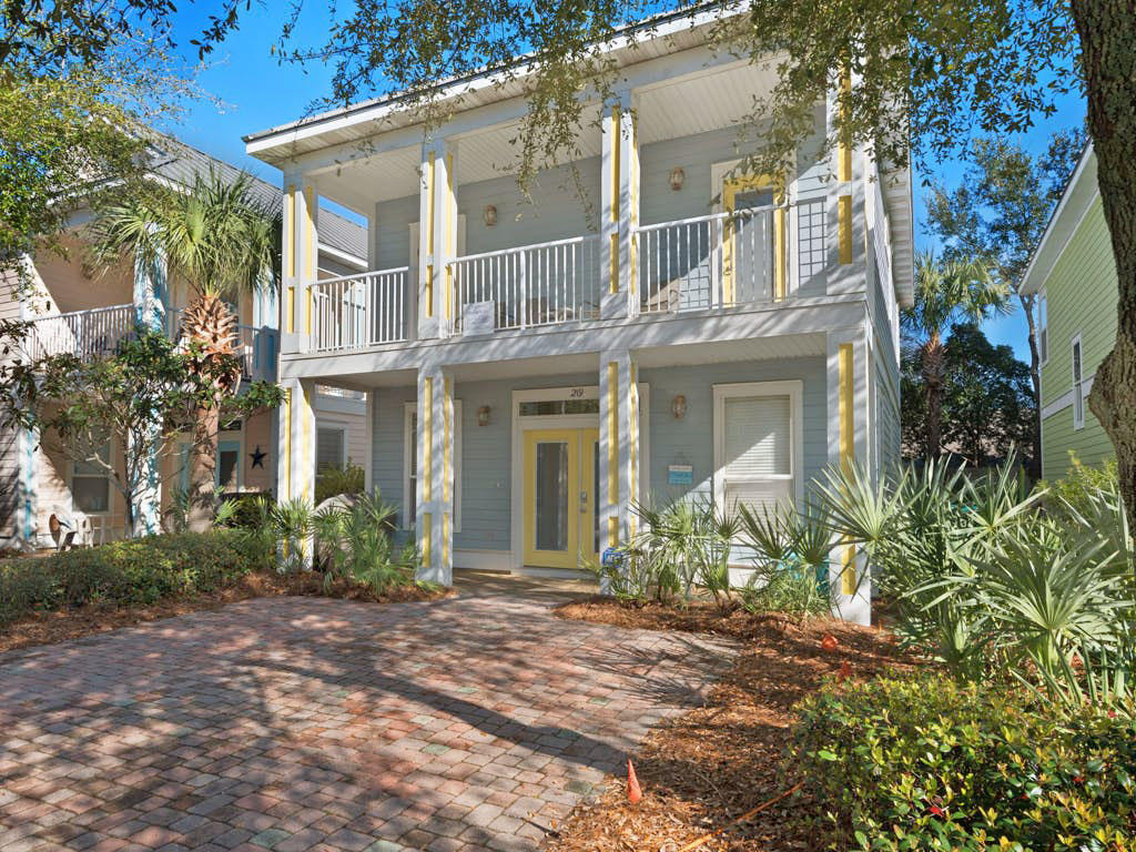 VILLAGES OF CRYSTAL BEACH - Residential