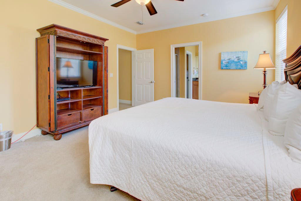 VILLAGES OF CRYSTAL BEACH - Residential