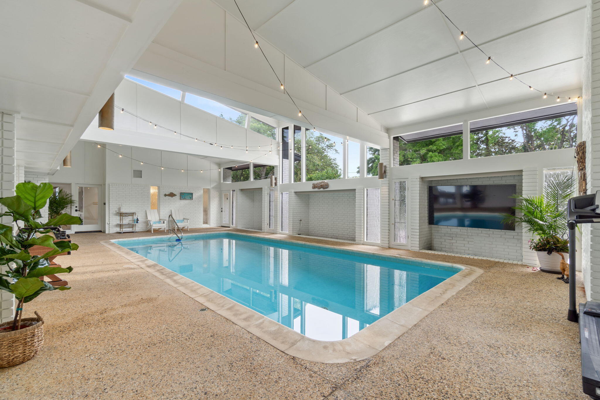 ELLIOTTS POINT 10TH ADDN - Residential
