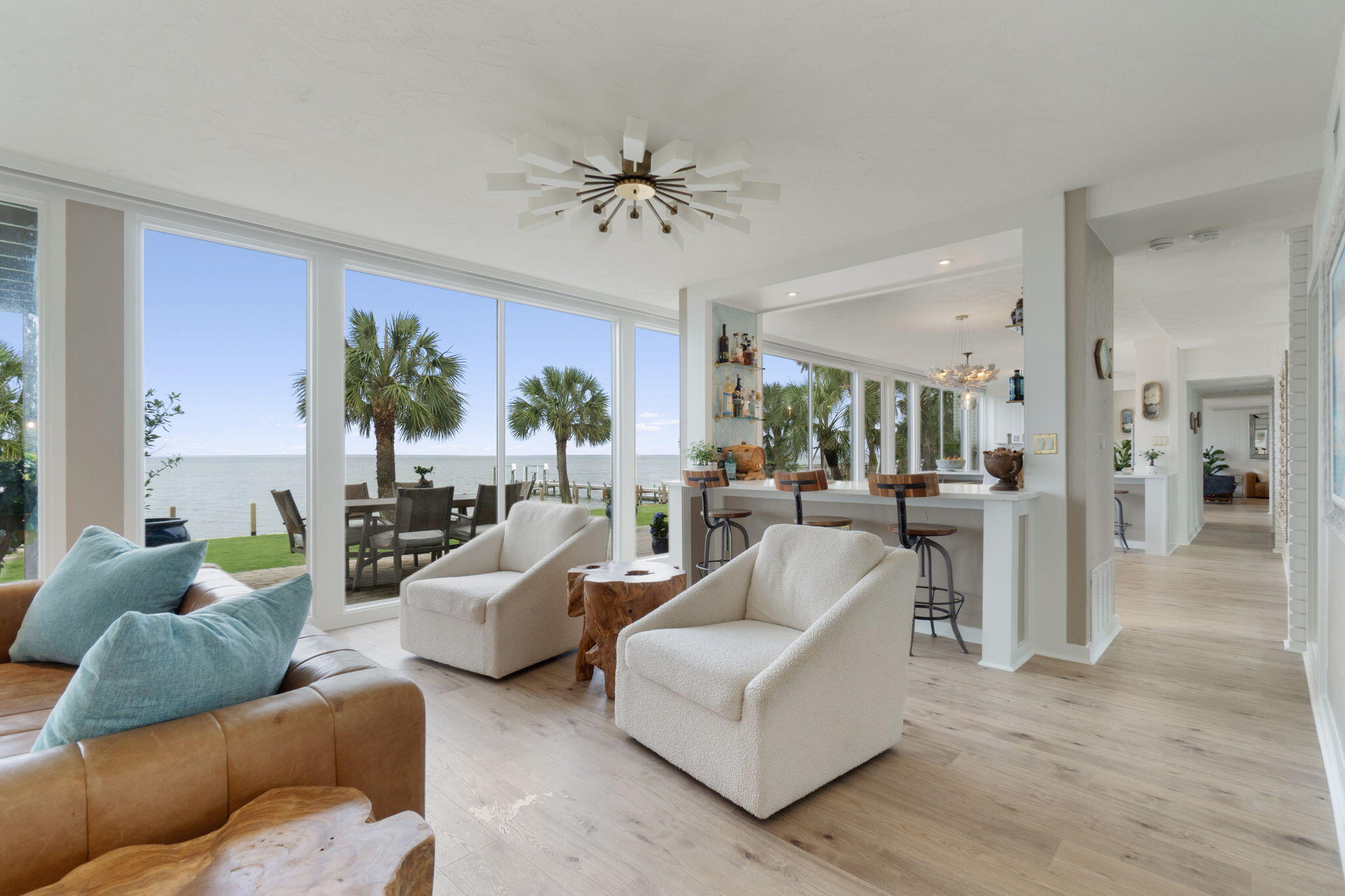 ELLIOTTS POINT 10TH ADDN - Residential