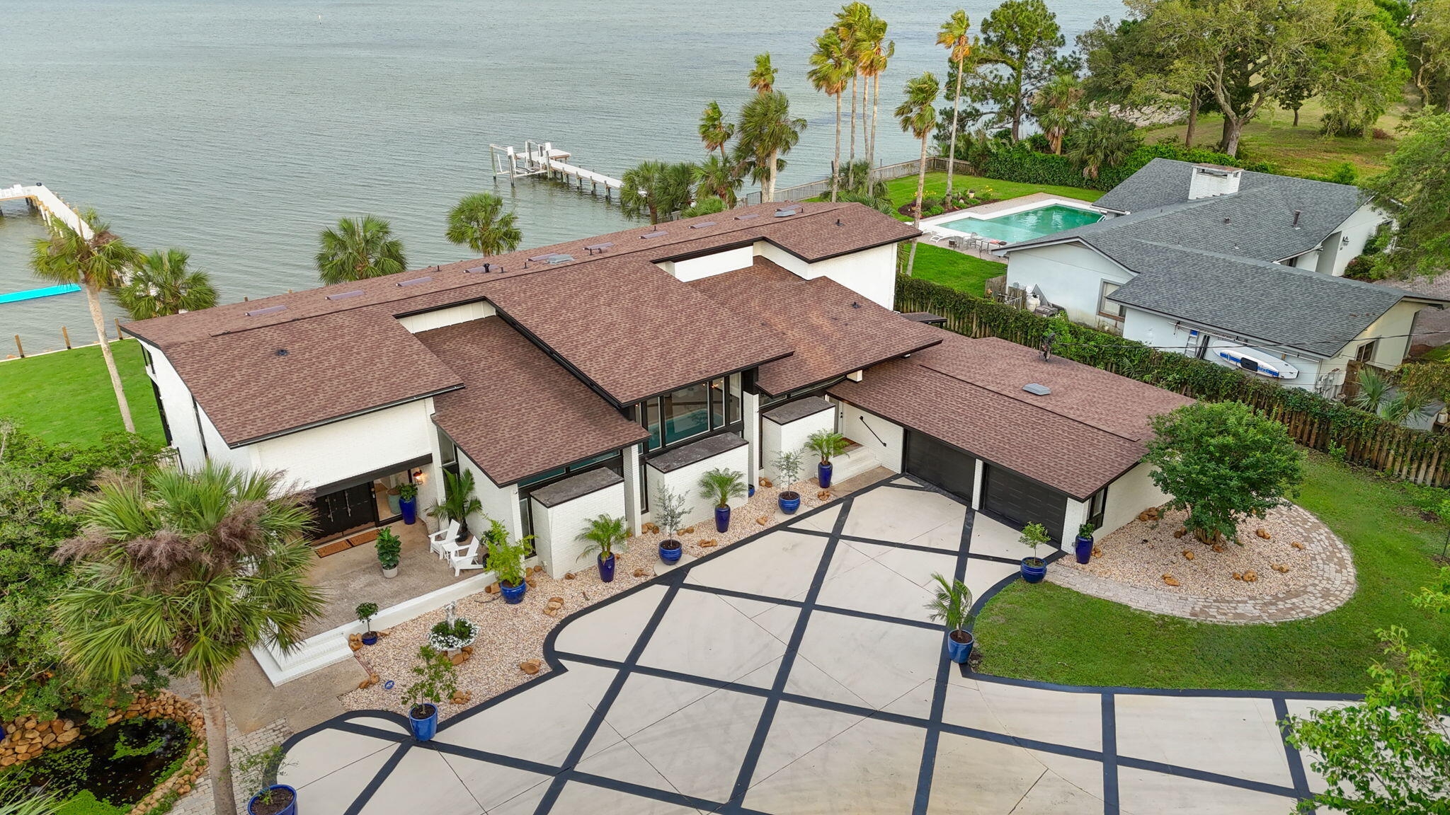 ELLIOTTS POINT 10TH ADDN - Residential