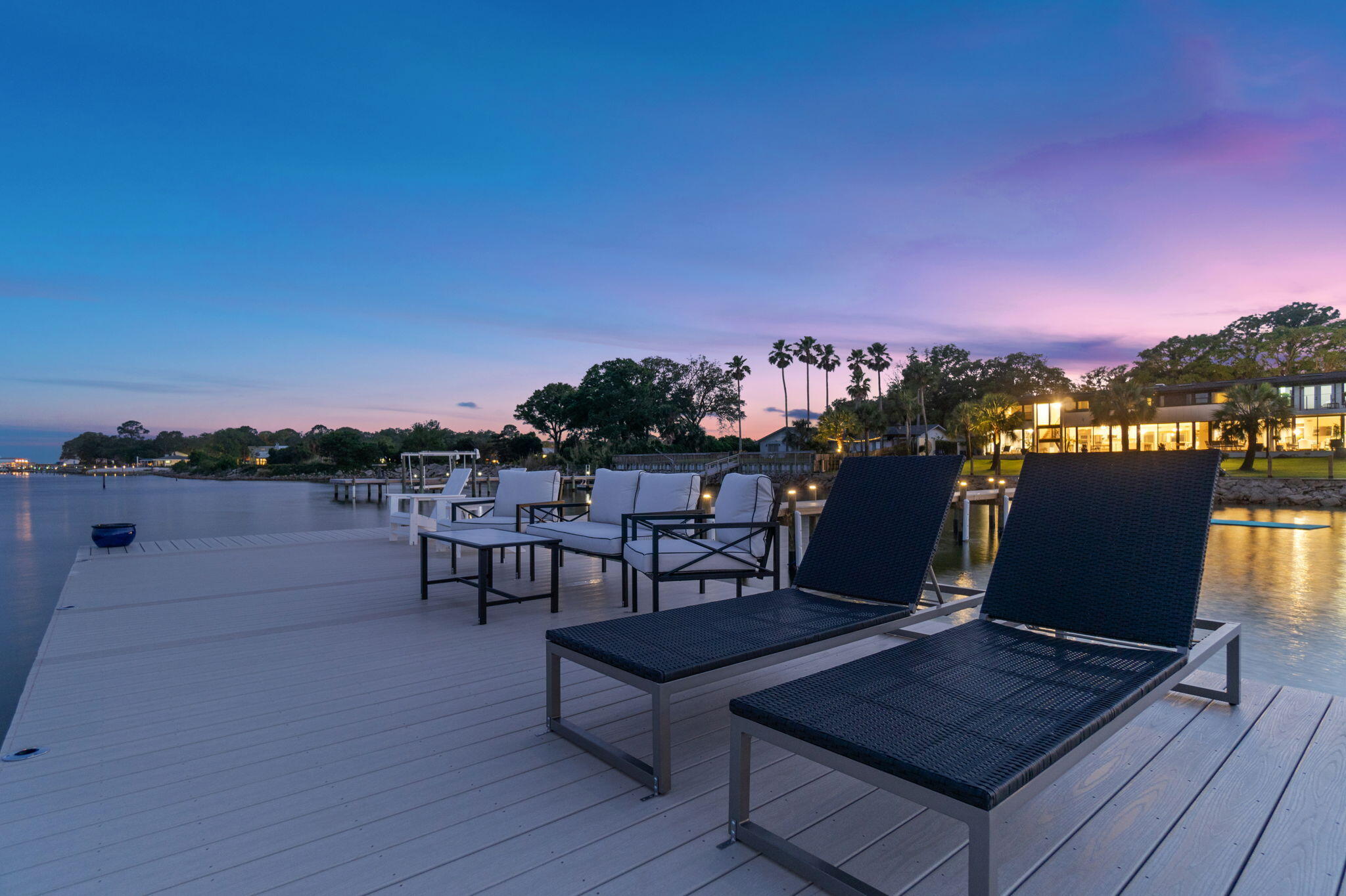 ELLIOTTS POINT 10TH ADDN - Residential