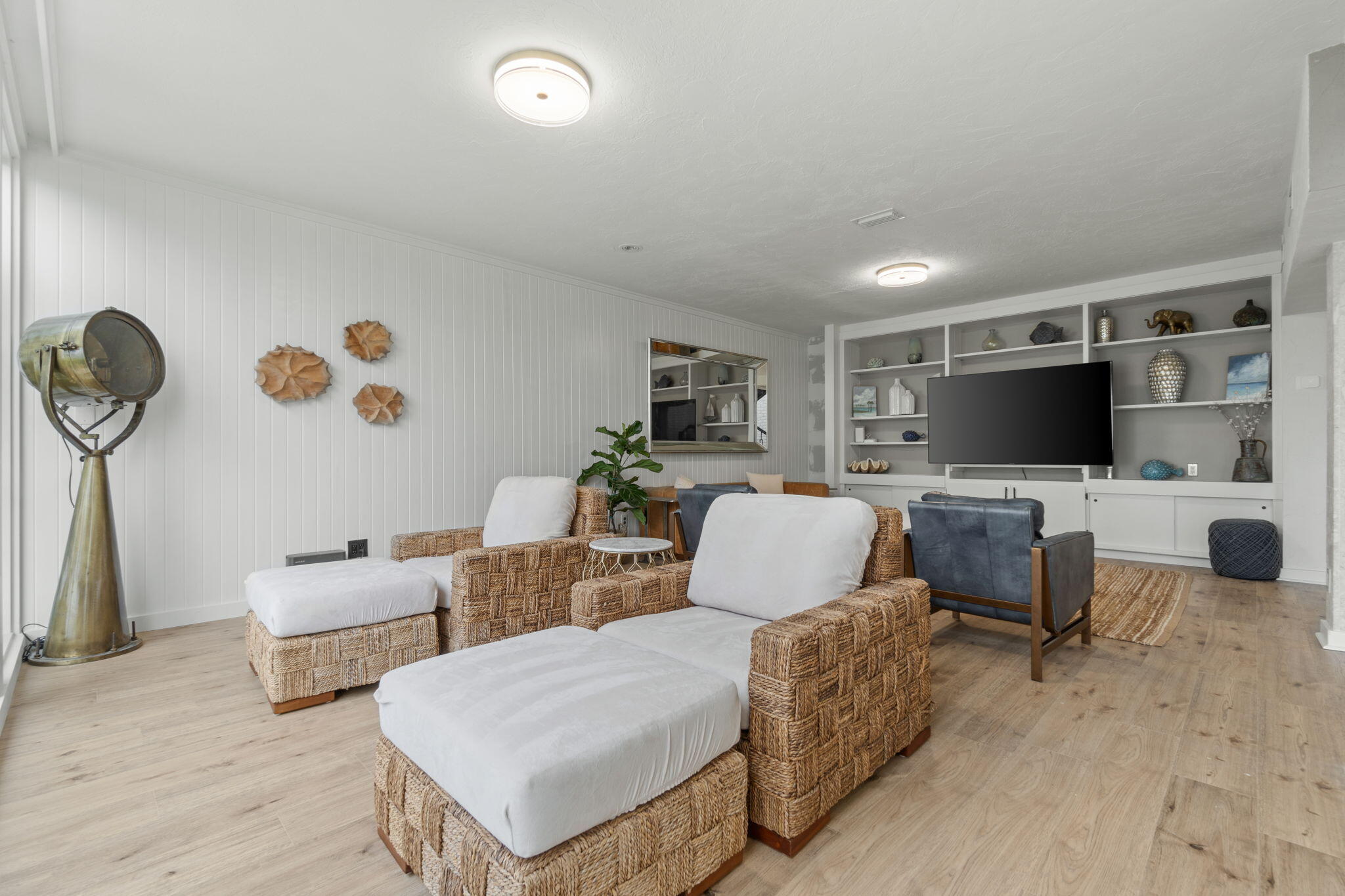 ELLIOTTS POINT 10TH ADDN - Residential