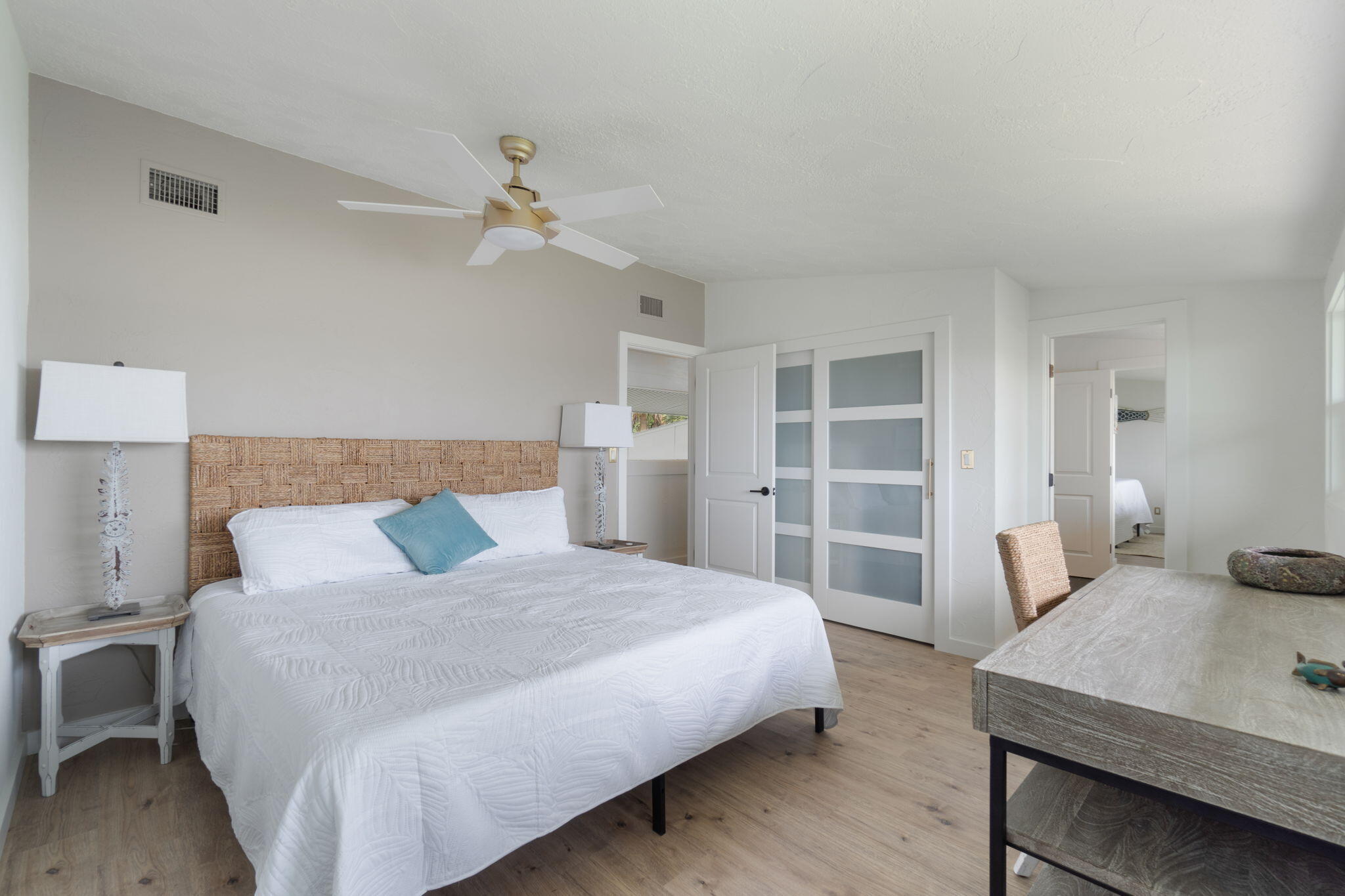 ELLIOTTS POINT 10TH ADDN - Residential