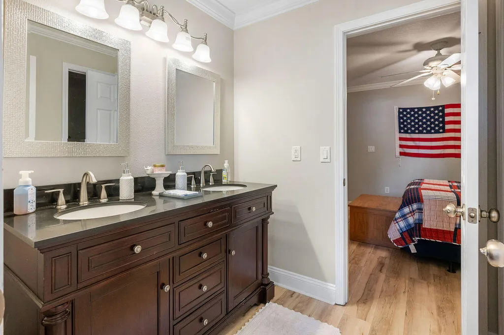 Niceville, Florida 32578, United States, 4 Bedrooms Bedrooms, ,3 BathroomsBathrooms,Residential,Active,21220