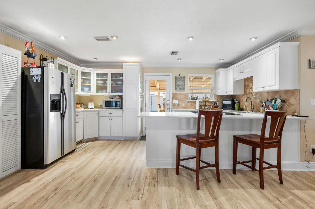 Niceville, Florida 32578, United States, 4 Bedrooms Bedrooms, ,3 BathroomsBathrooms,Residential,Active,21220